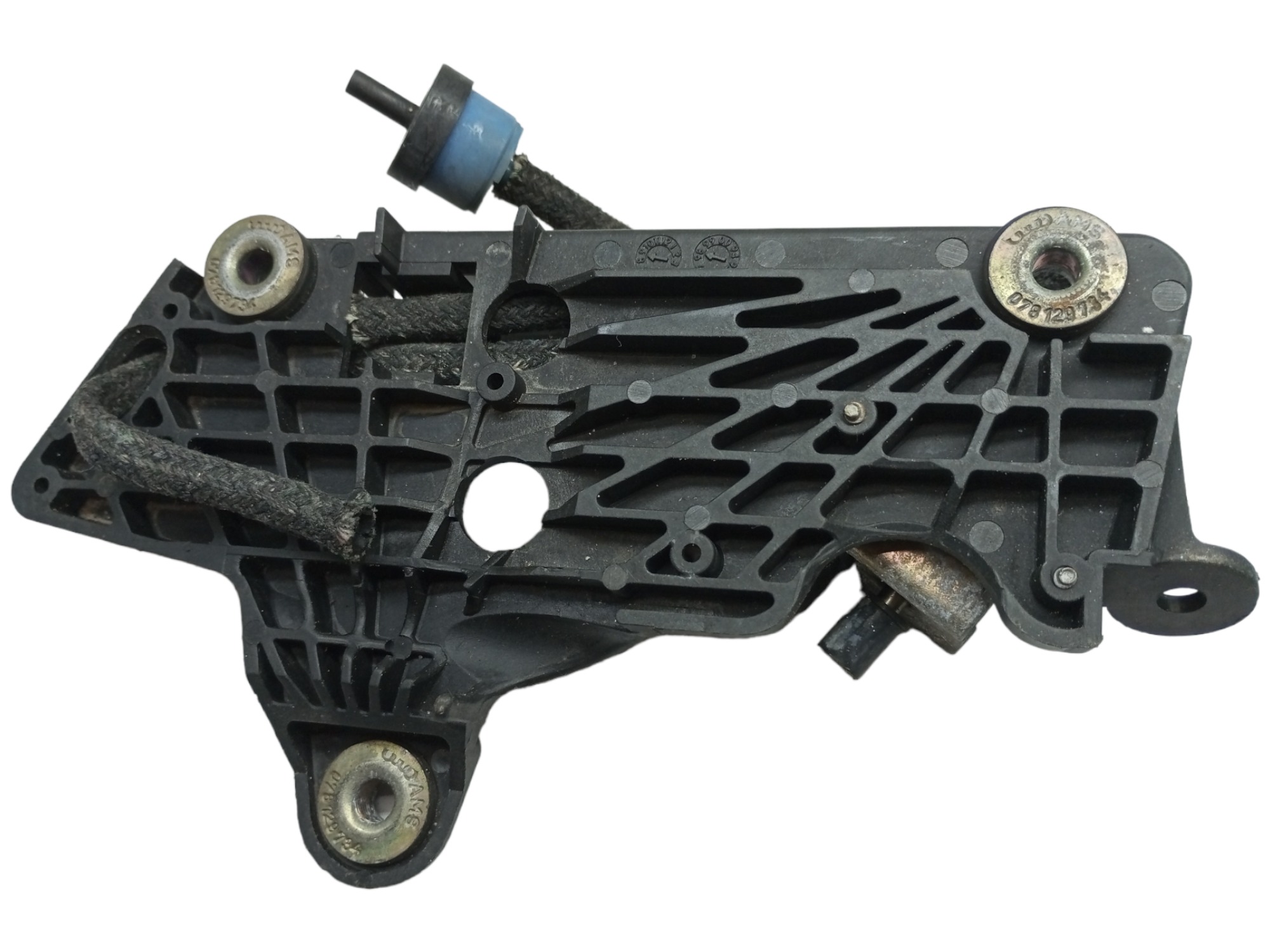 Suporte Soleoide Valvula Vacuo Audi A4 99 2000 Passat 99 5