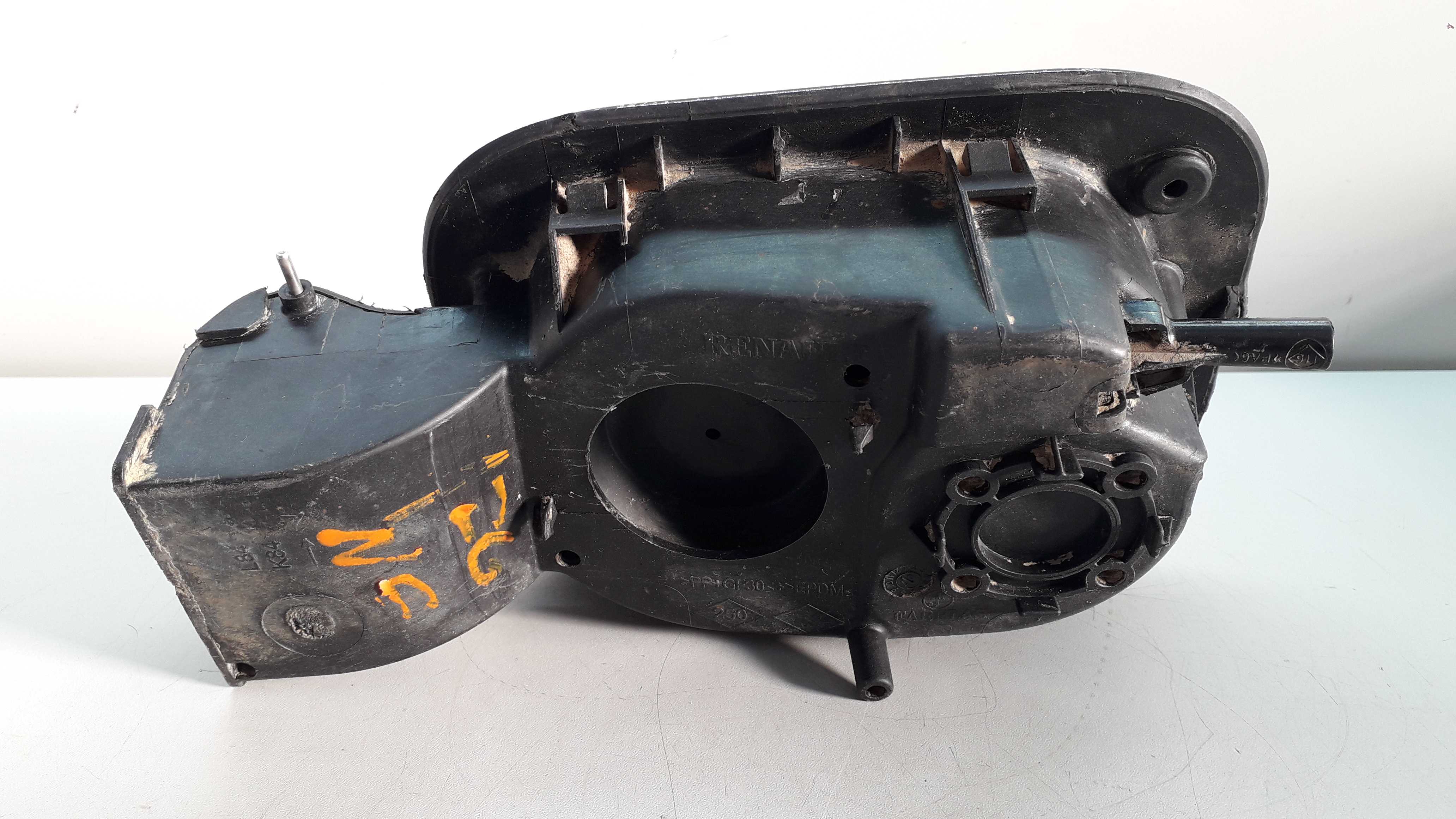 Portinhola Tampa Tanque Combustível Megane Renault 07/12 Preto 3