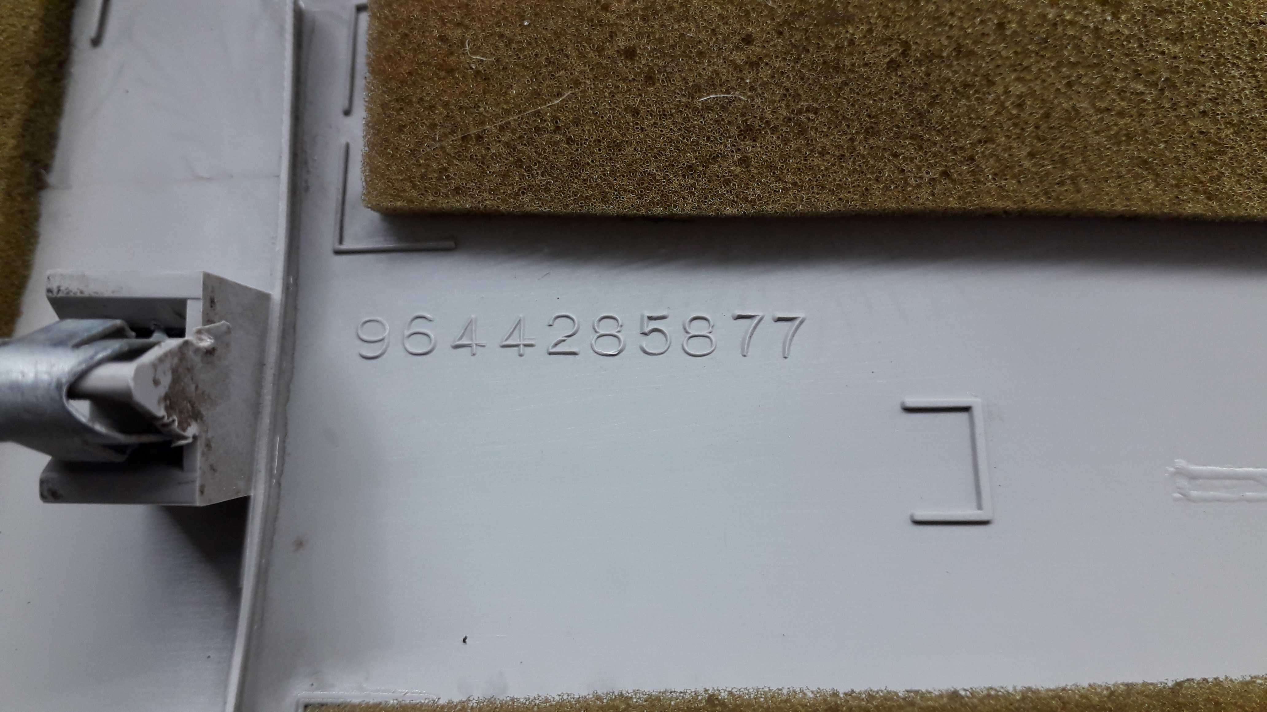 Moldura Coluna Central Direita Peugeot 206 2007 5