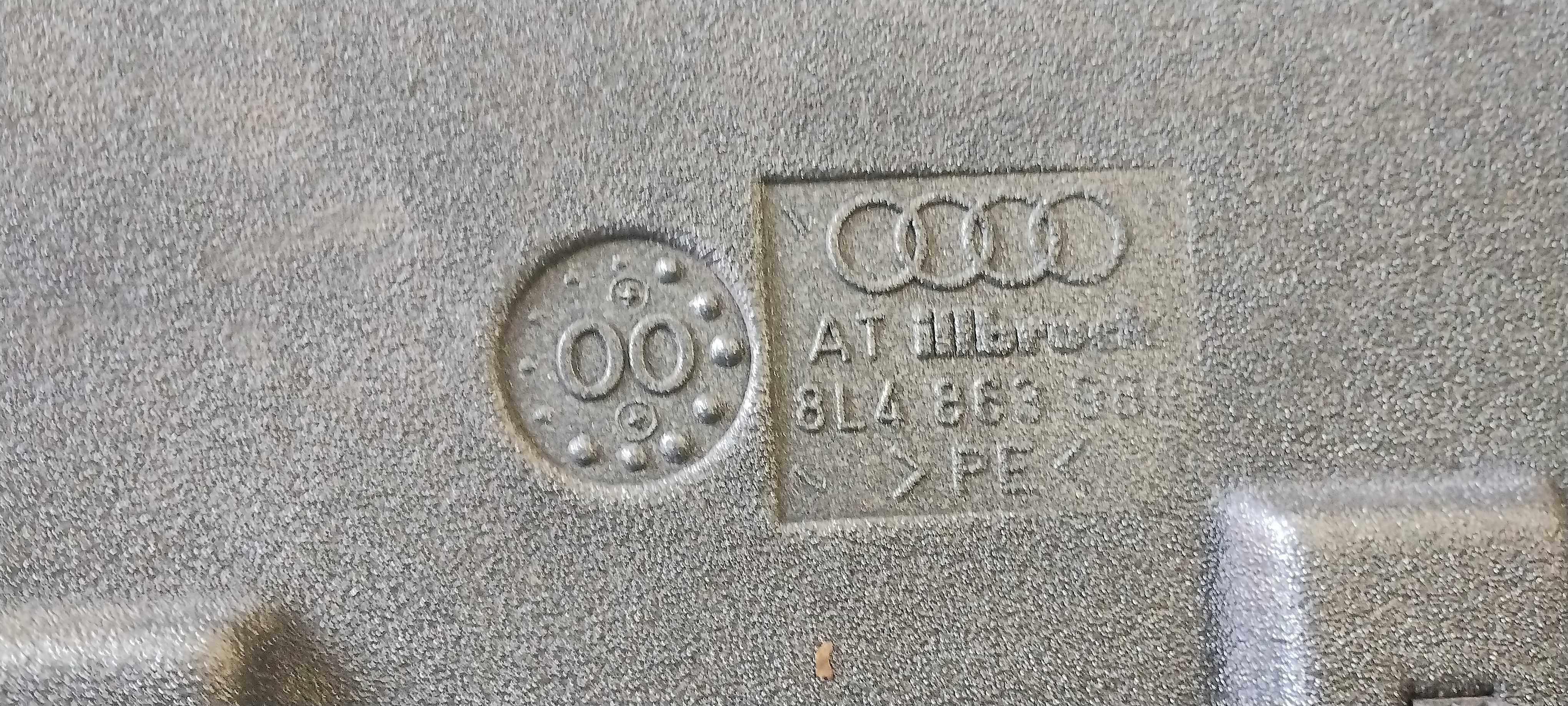 Forro De Porta Dianteiro Direito Audi A3 2000 Preto 4