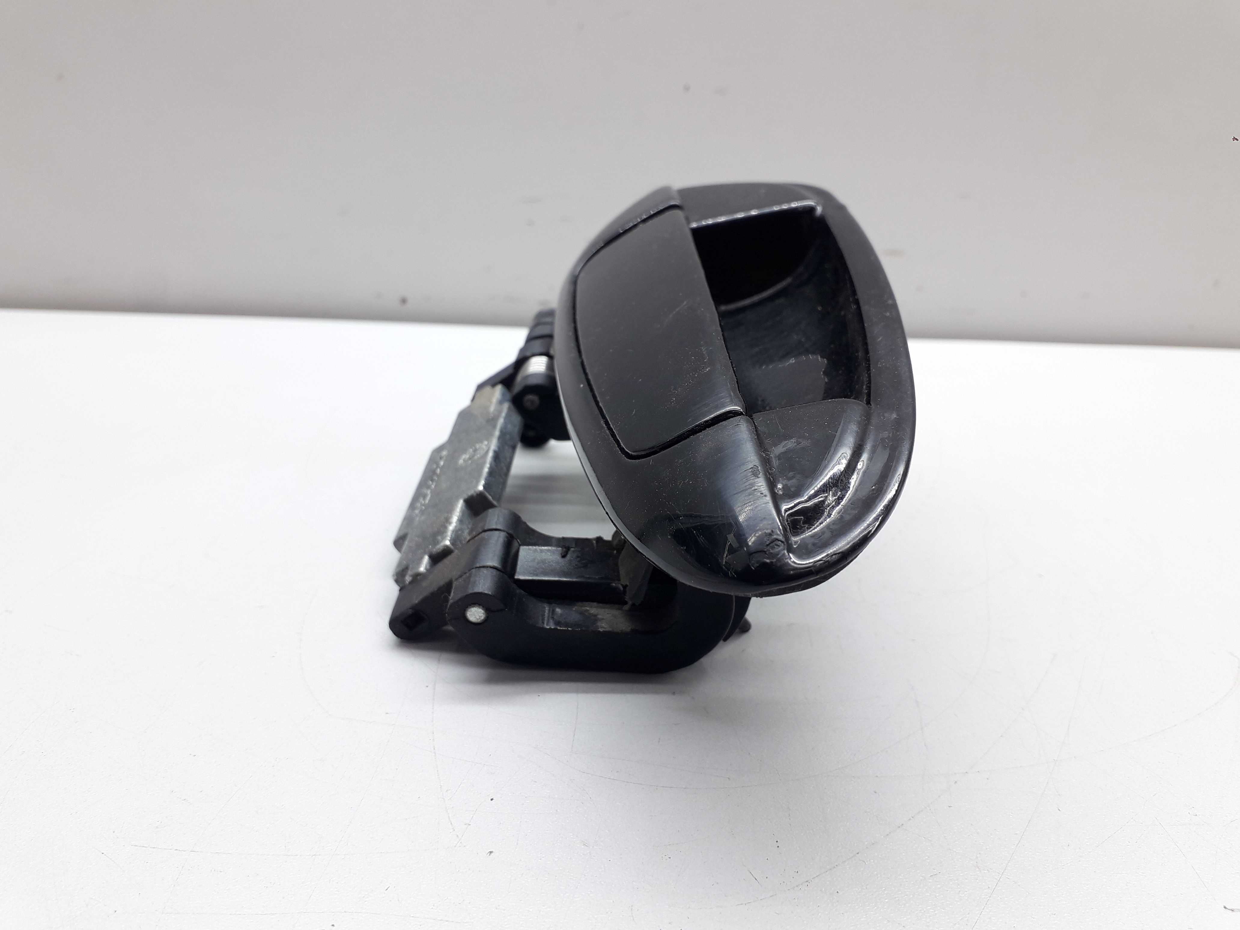 Macaneta Externa Traseira Esquerda Fiat Punto 2009 2013 3