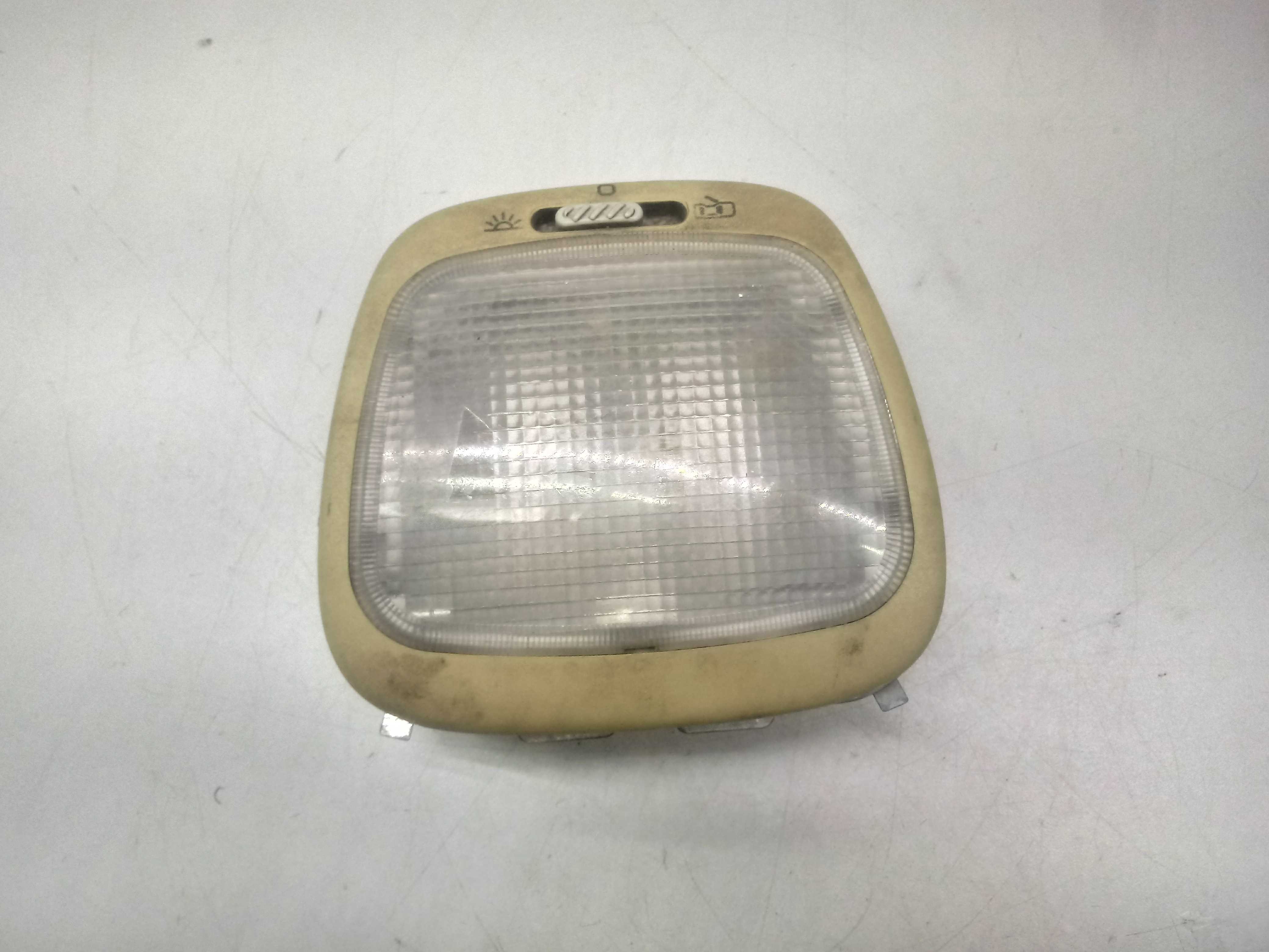 Luz De Teto Vw Gol Parati Saveiro G2 Bola 97/01 1