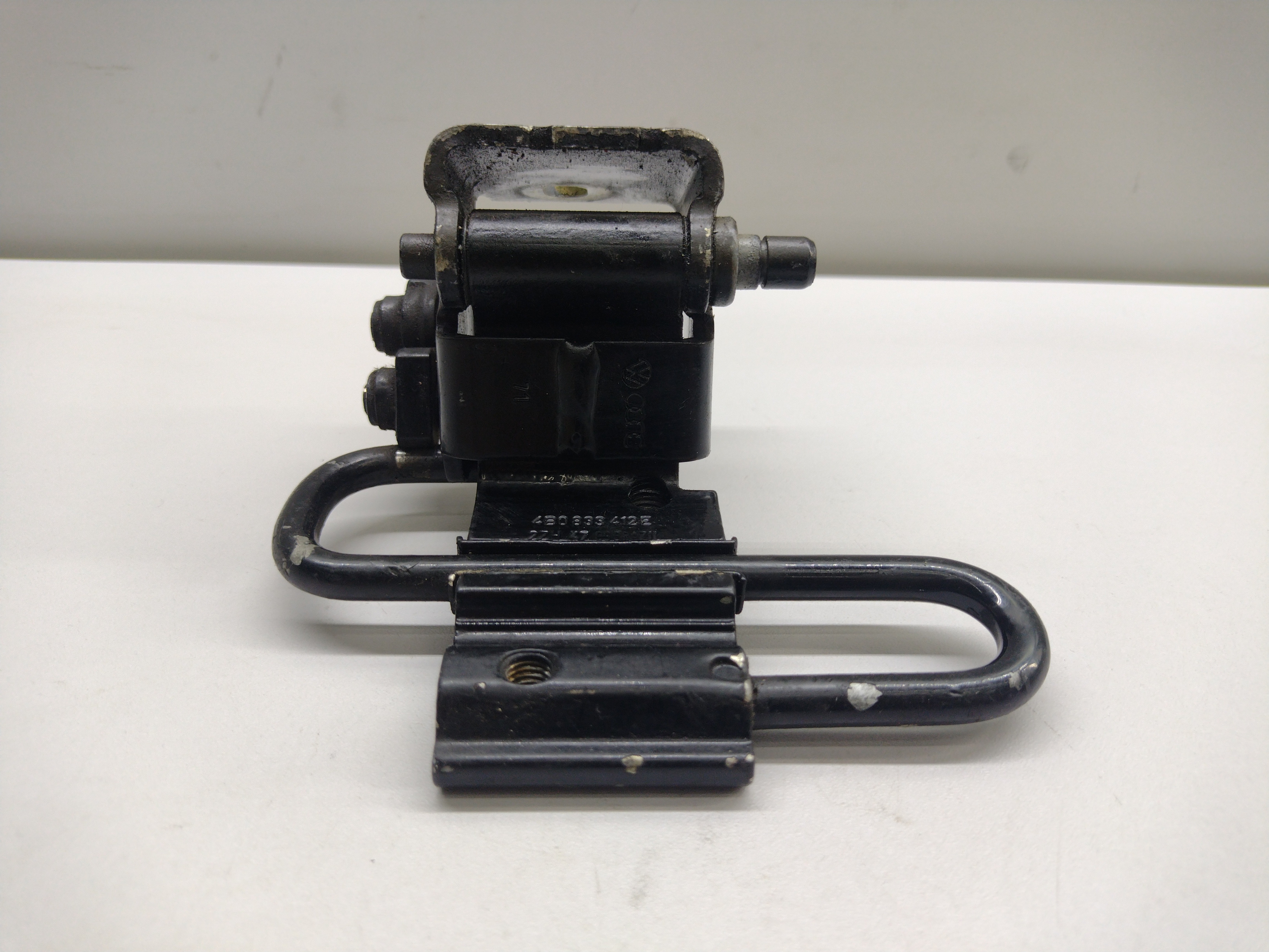Dobradiça Porta Traseira Direita Inferior Audi A3 99/05 1