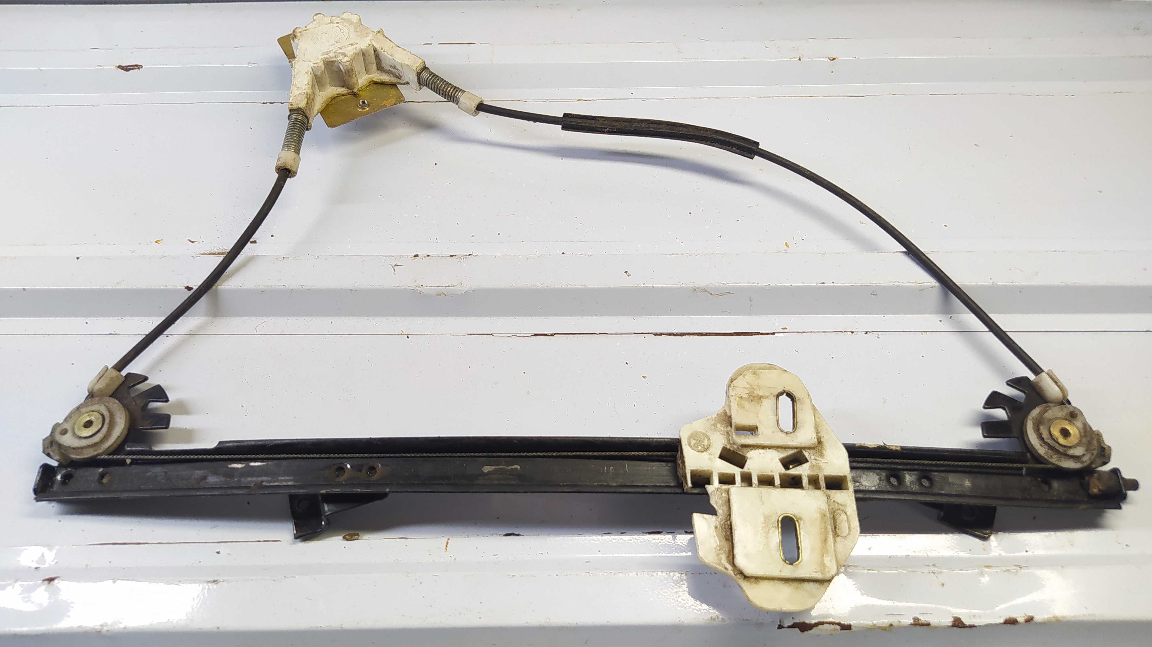 Máquina Vidro Manual Fiat Uno Lado Direito 2