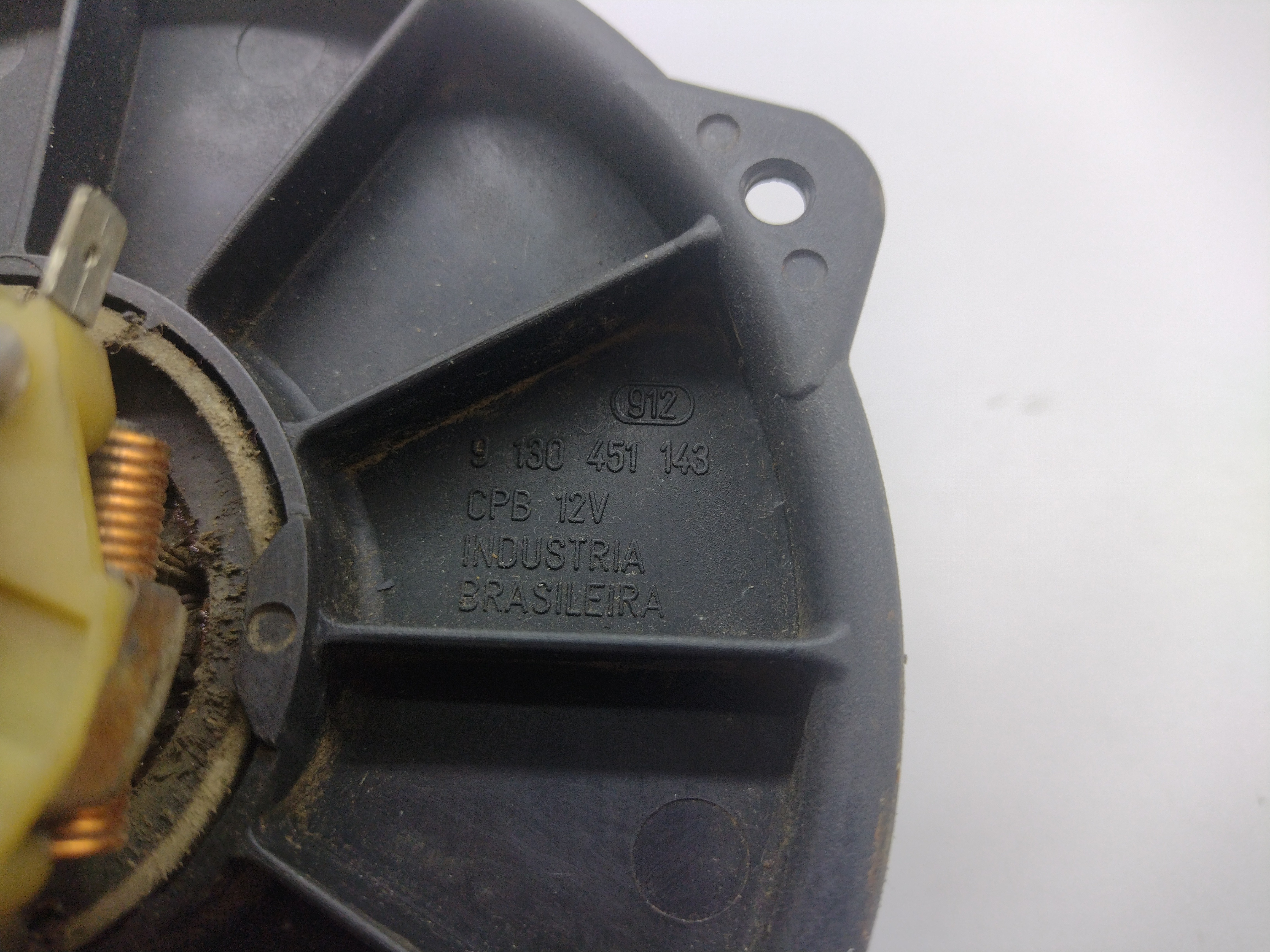 Motor De Ventilação Ar Forçado Vw Gol Parati Saveiro 4