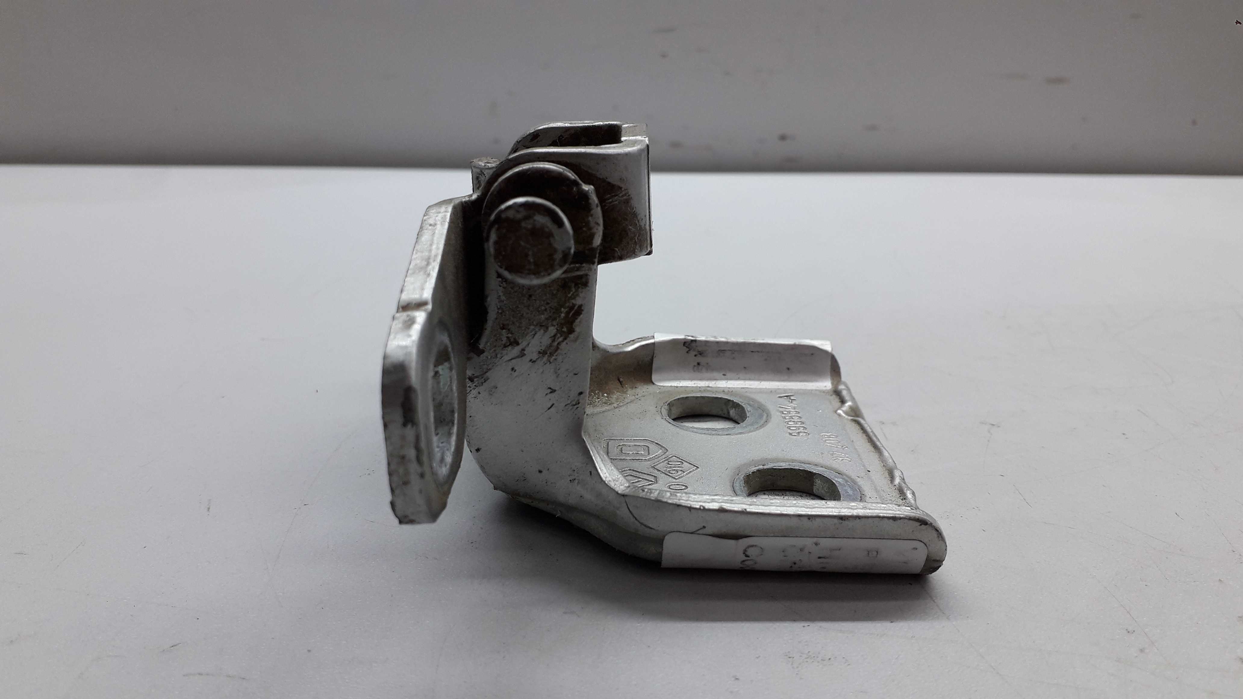Dobradiça Porta Traseira Direita Renault Logan Sandero 2008 5