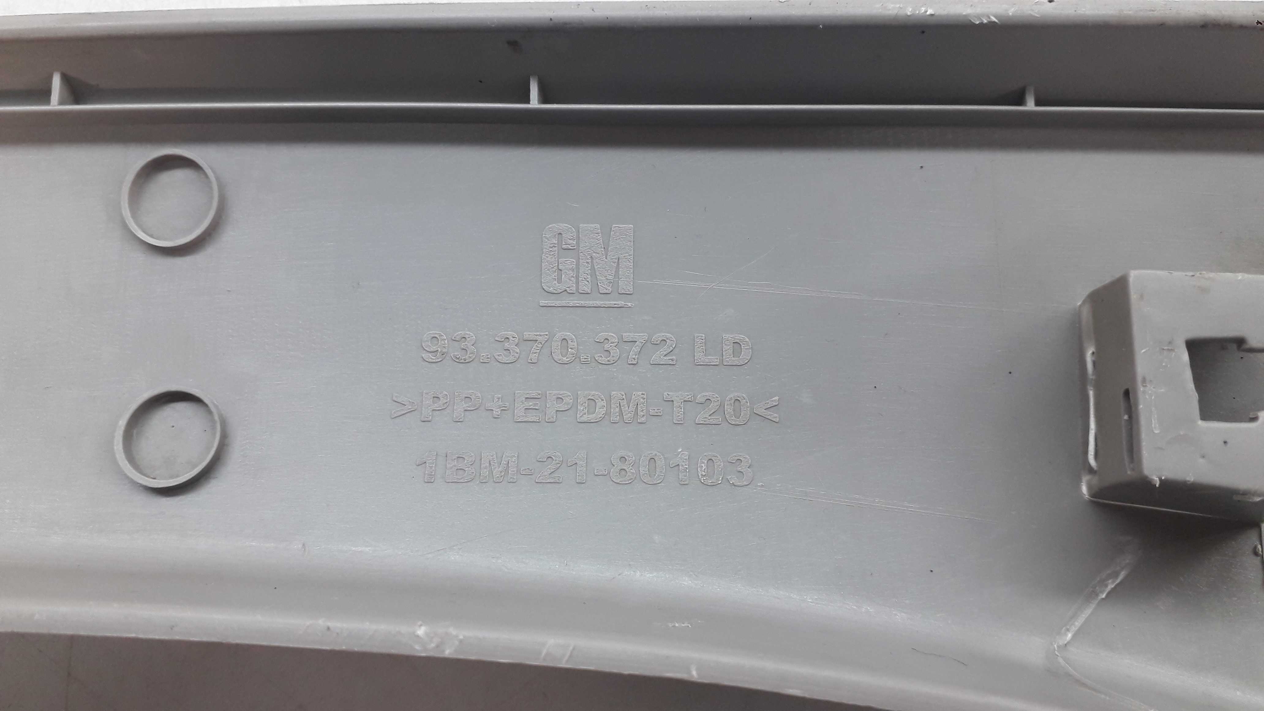 Moldura Coluna Parabrisa Lado Direito Gm Vectra 2006/2011 5