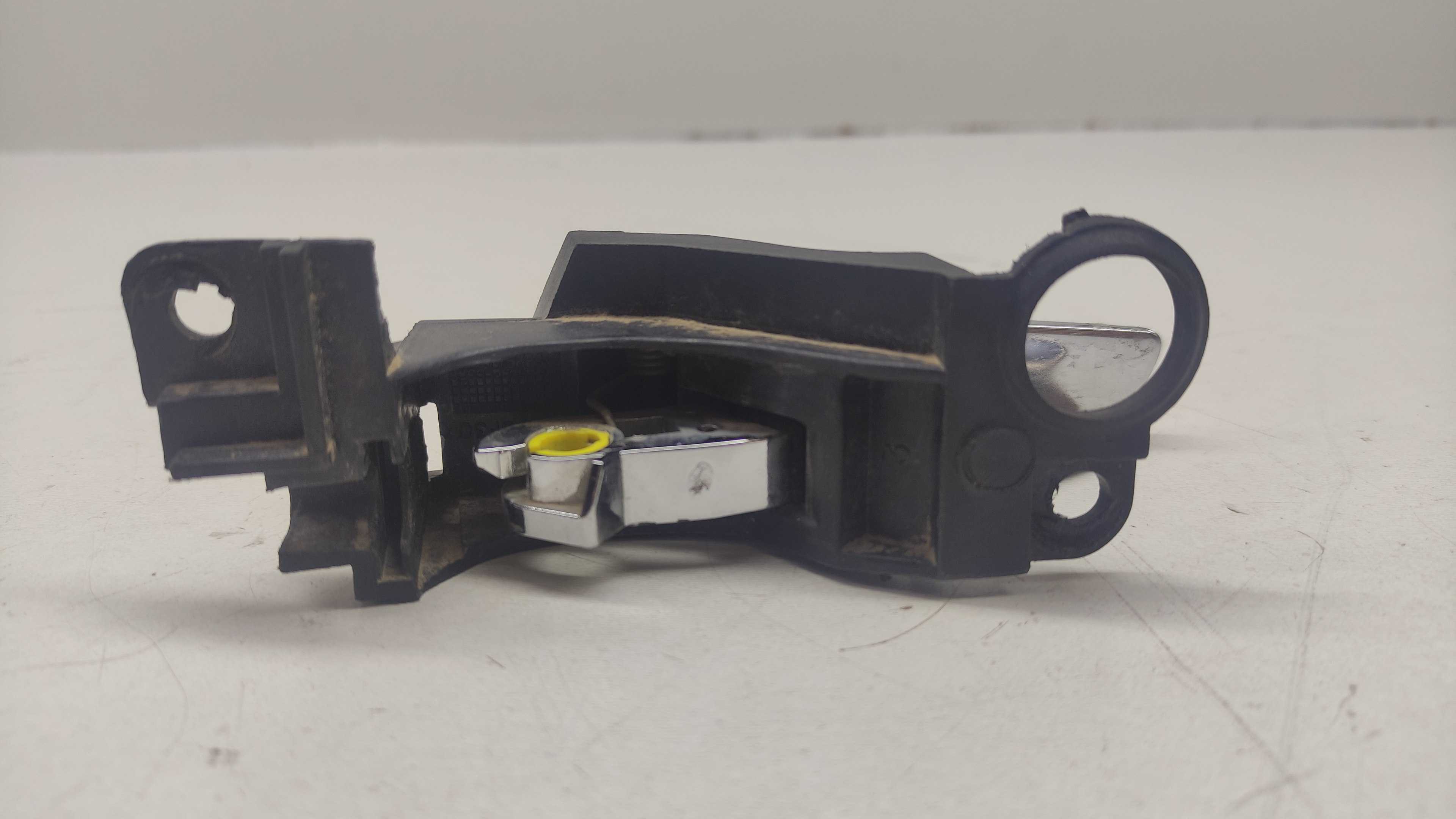 Macaneta Interna Traseira Direita Gm Astra 99 2005 2011 2