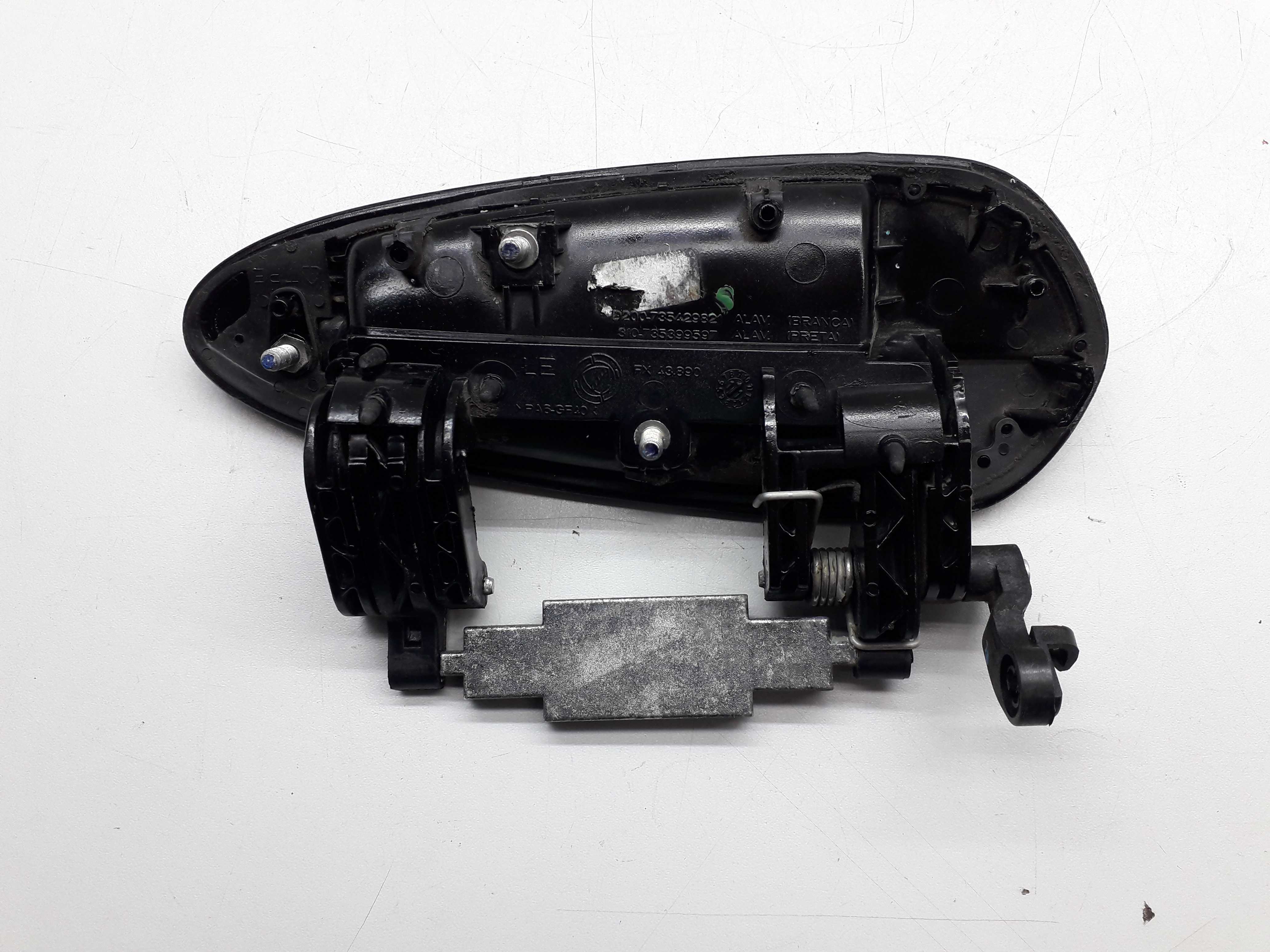 Macaneta Externa Traseira Esquerda Fiat Punto 2009 2013 6