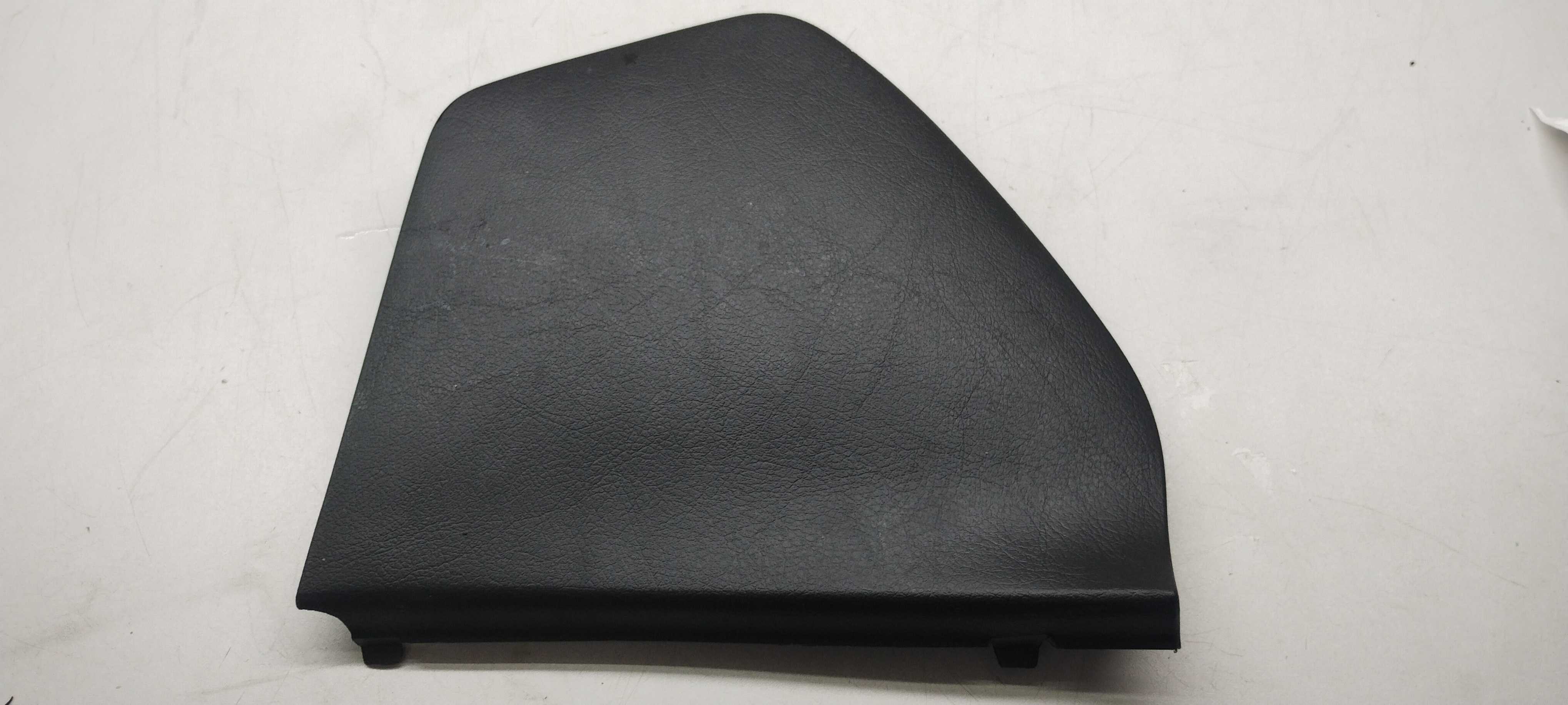 Moldura Do Painel Esquerdo Peugeot 307  2001/2008 1