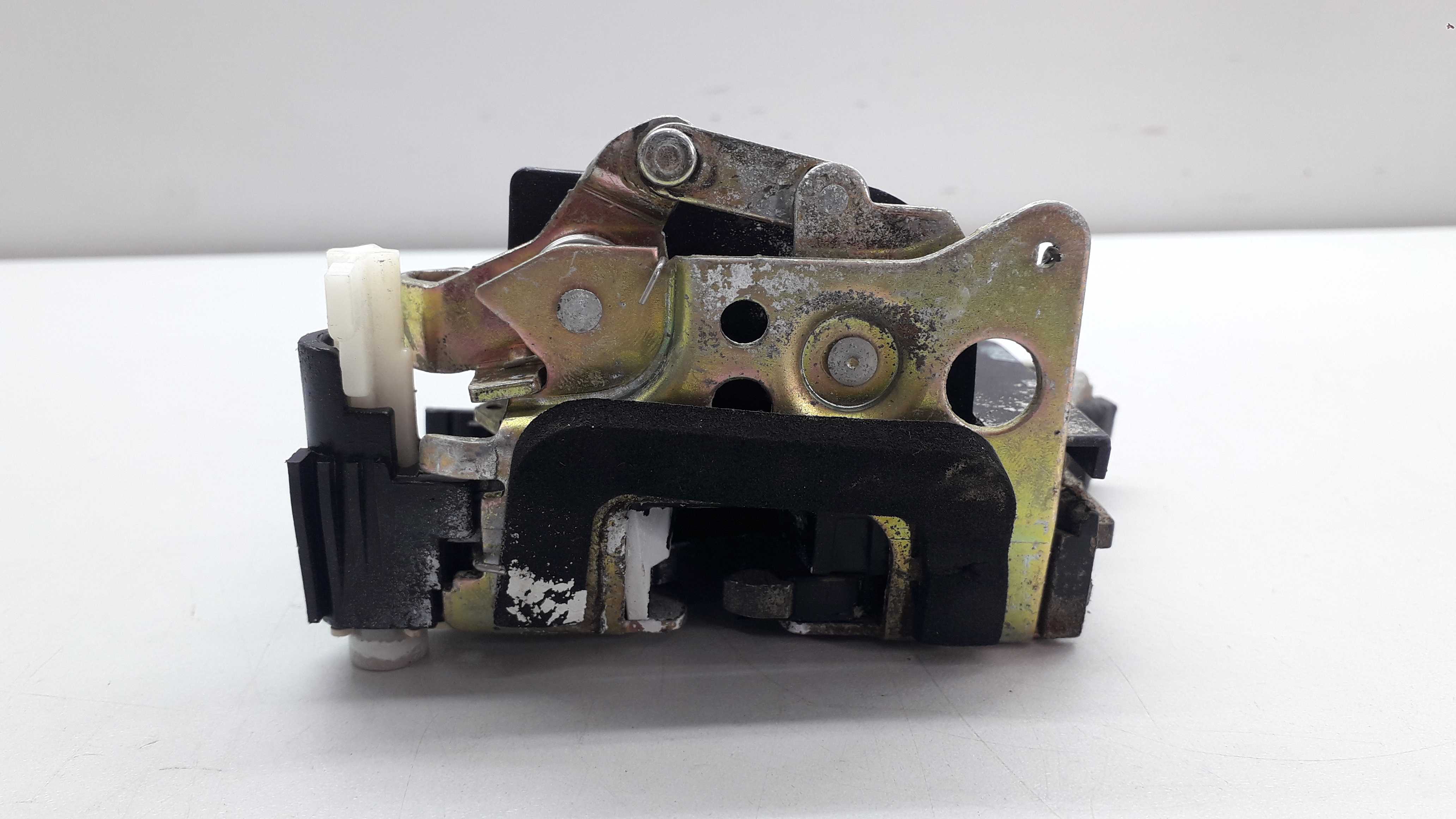 Fechadura Porta Lado Direito Fiat Palio 1997 4