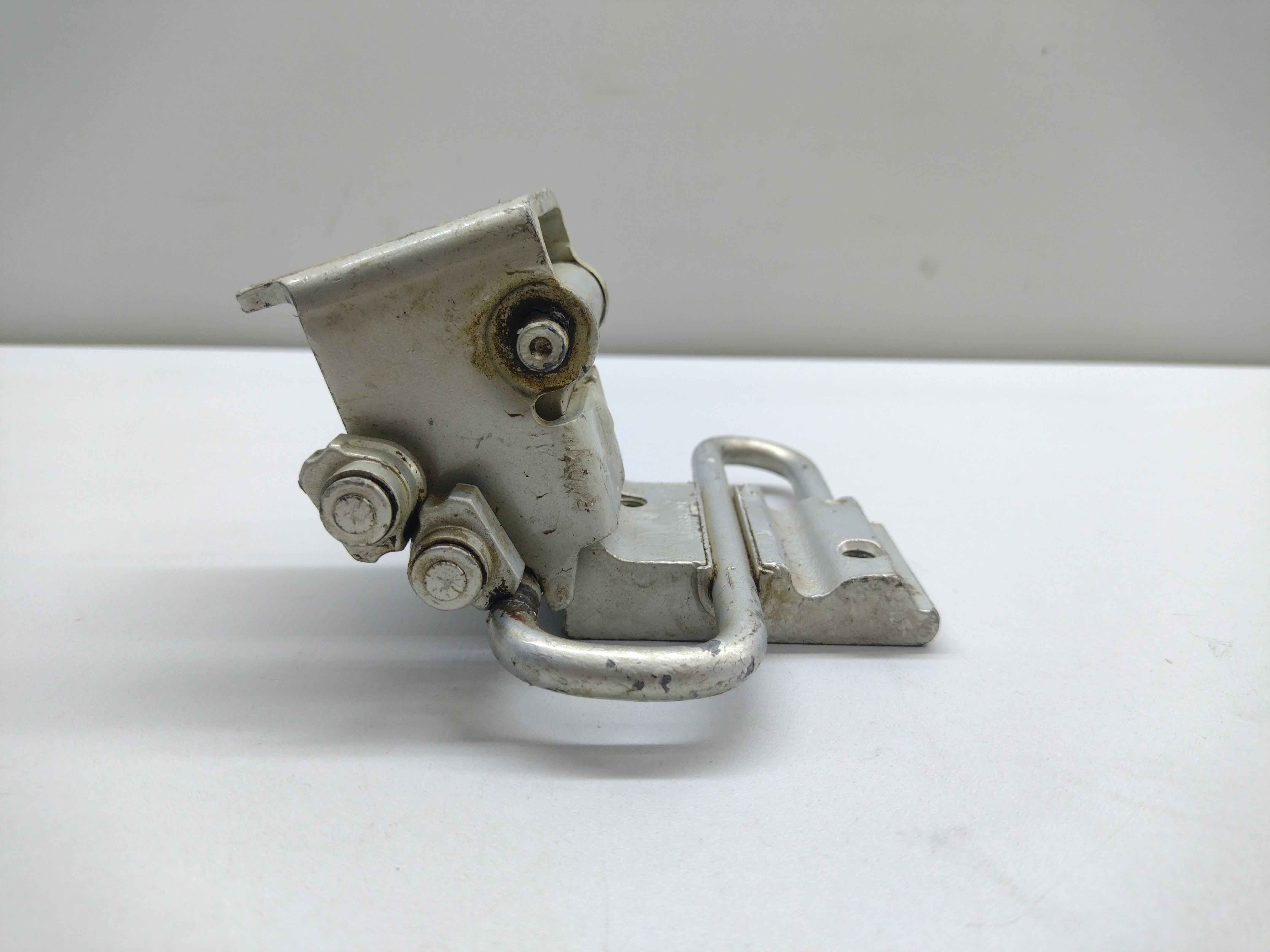 Dobradiça Porta Traseira Direita Vw Passat Alemão 97/00 3