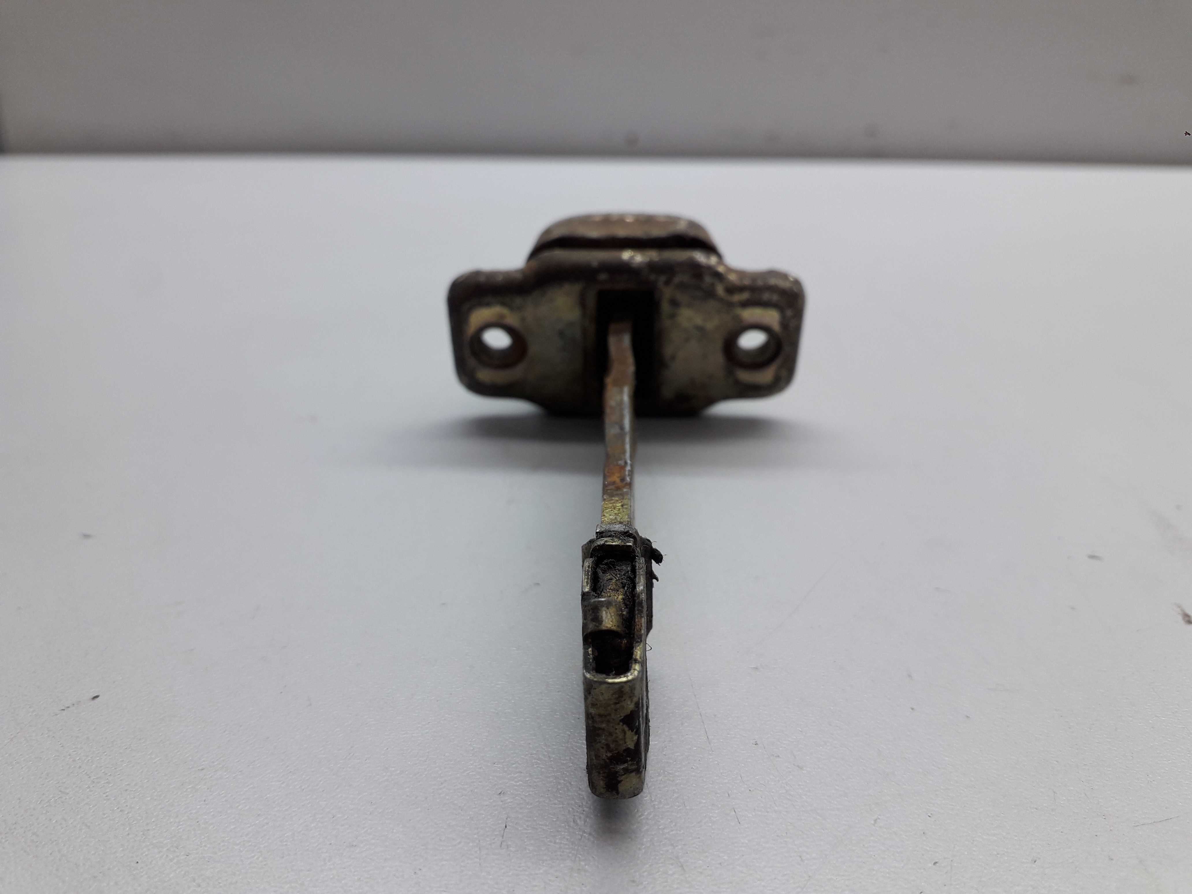 Limitador Porta Traseira Vw Golf 1995 3