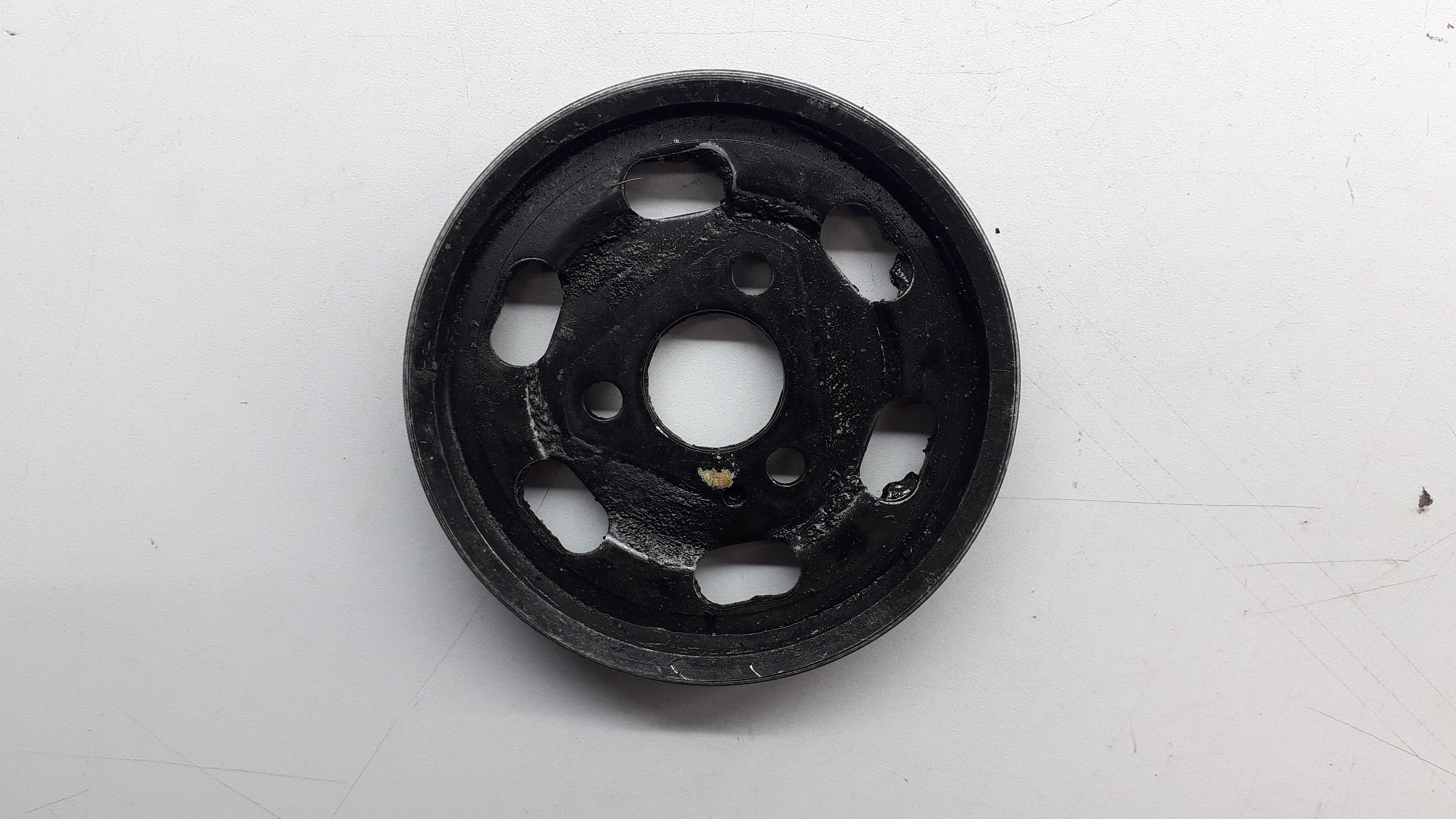 Polia Bomba Direção Hidráulica Renault Sandero Logan Clio 3