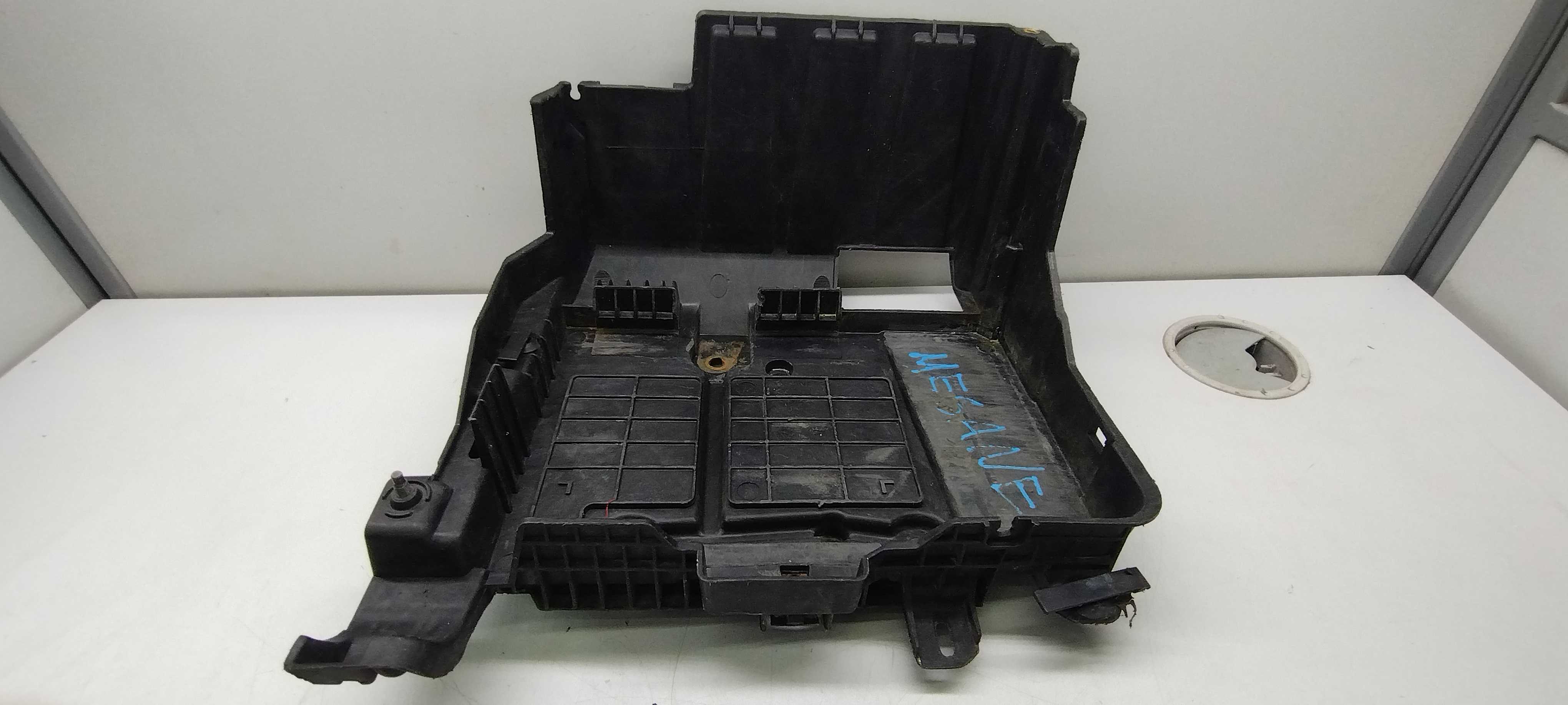Suporte Caixa Bateria Renault Megane 2007 1
