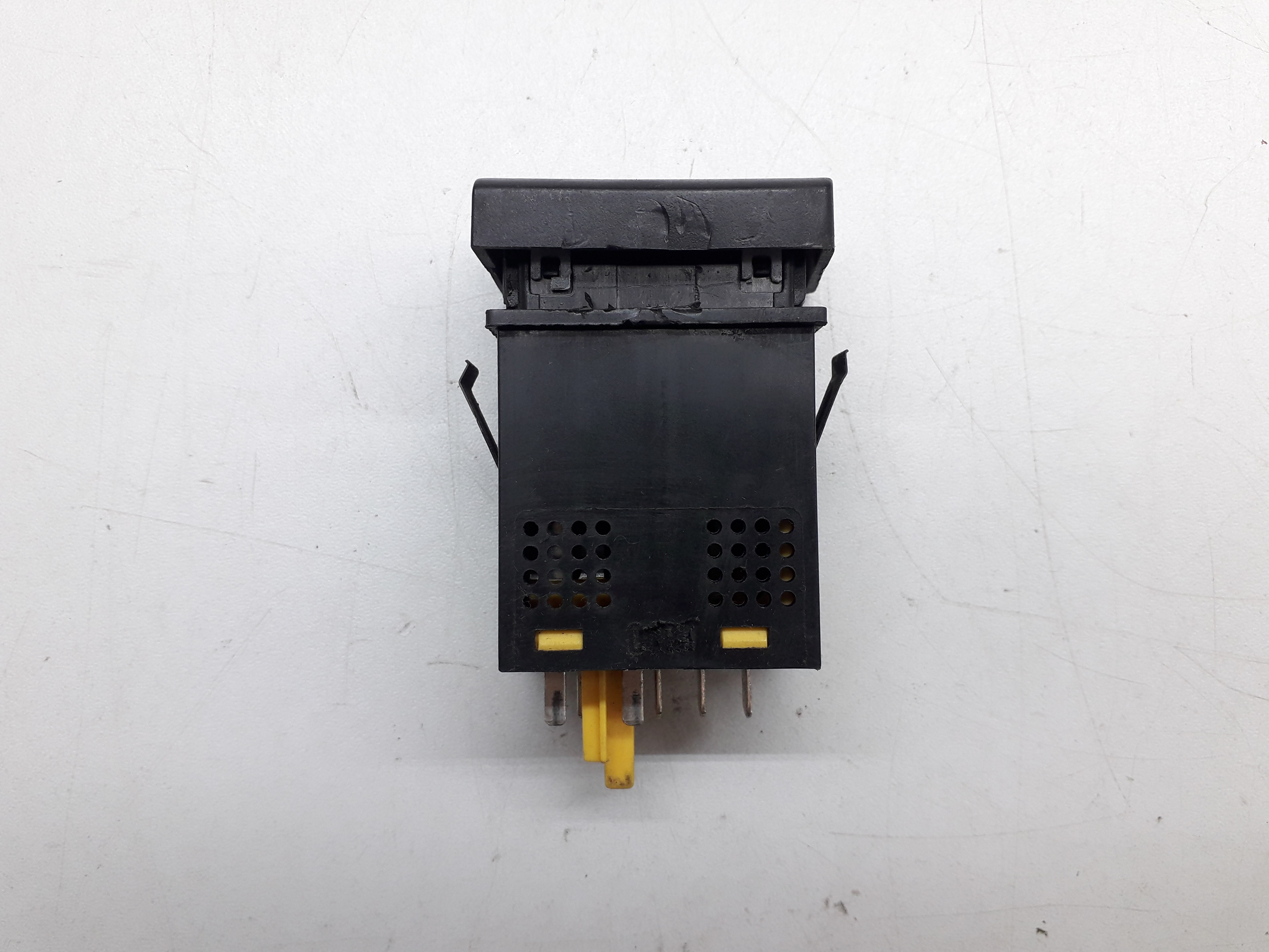 Botão Abertura Porta Malas Vw Gol Fox G5 5