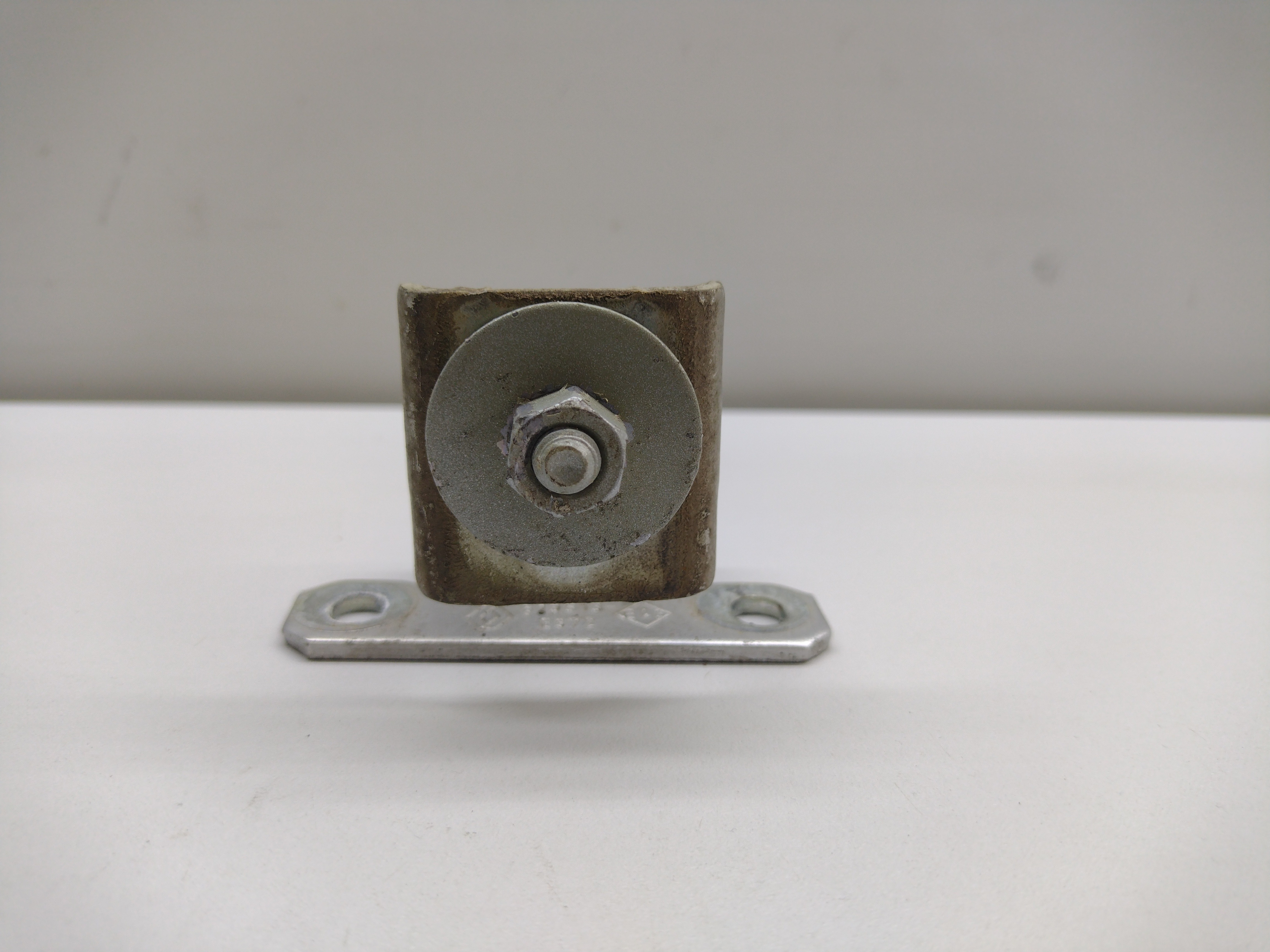 Dobradiça Porta Malas Renault Megane 2003 4