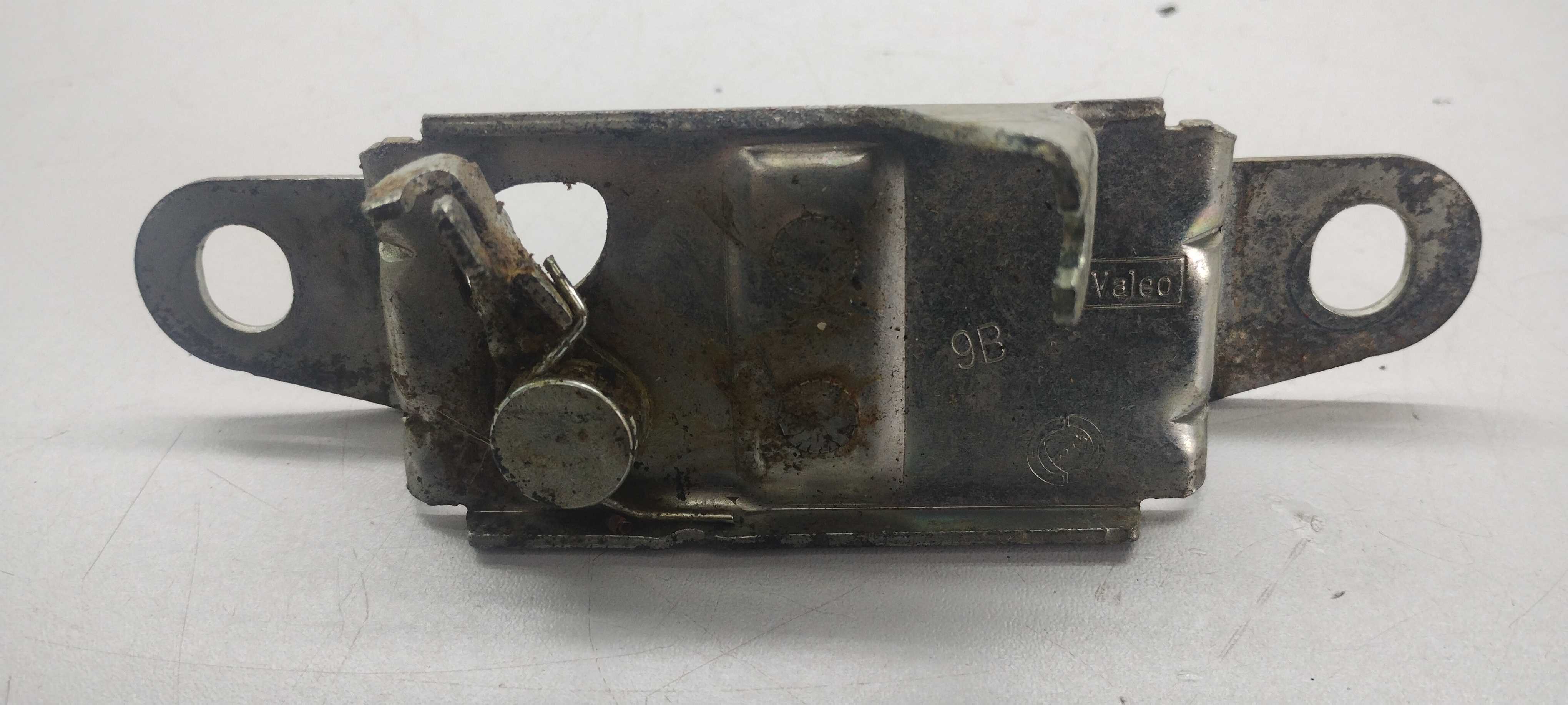 Fechadura Da Tampa Porta Malas Fiat Siena 2009 2