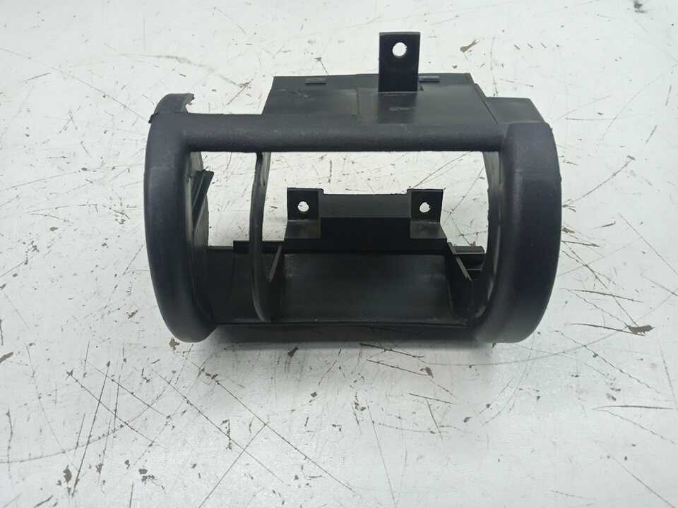 Moldura Difusor De Ar Corsa Lado Esquerdo 2