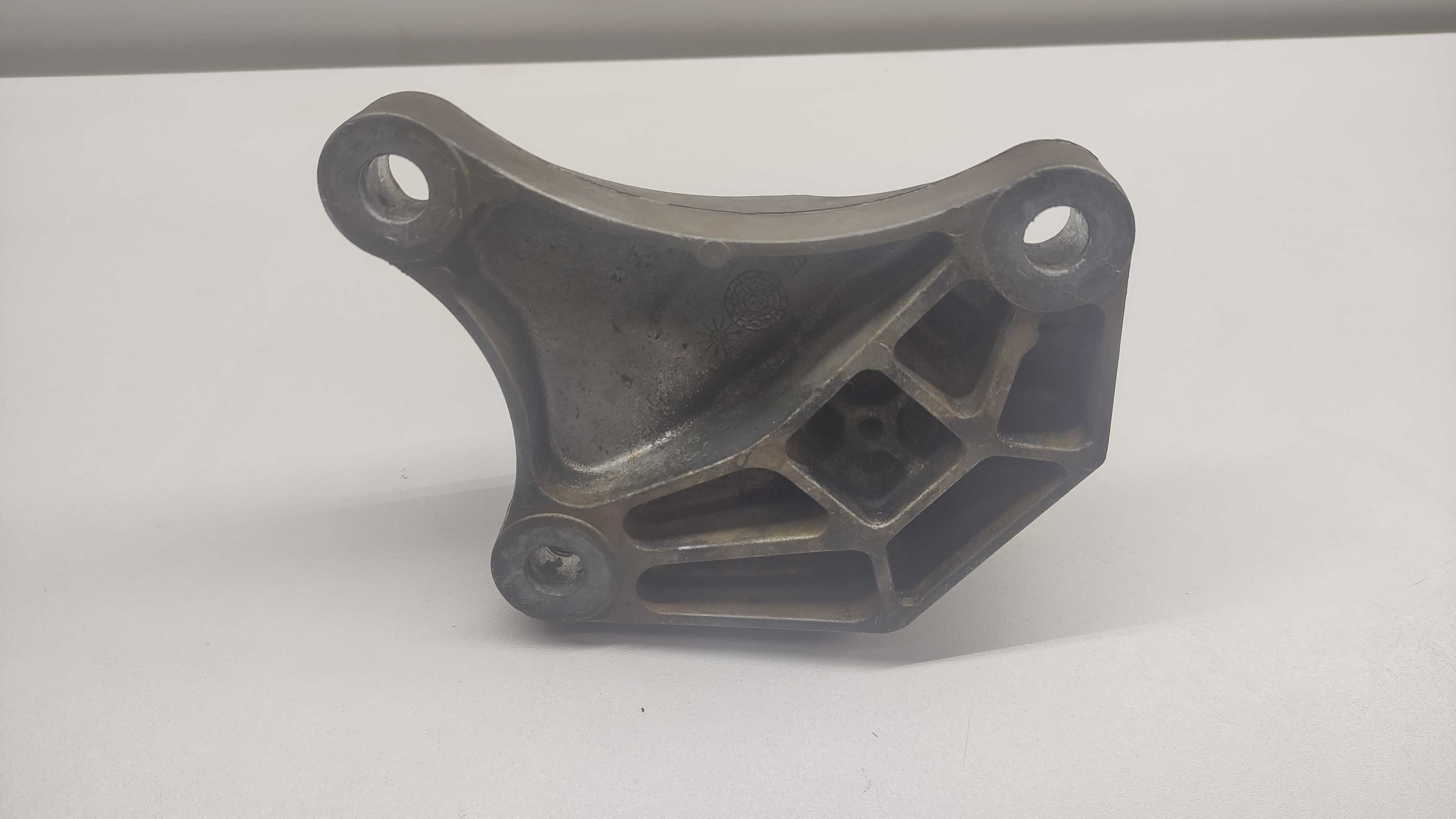 Suporte Coxim Câmbio Ford Fiesta 2003 3