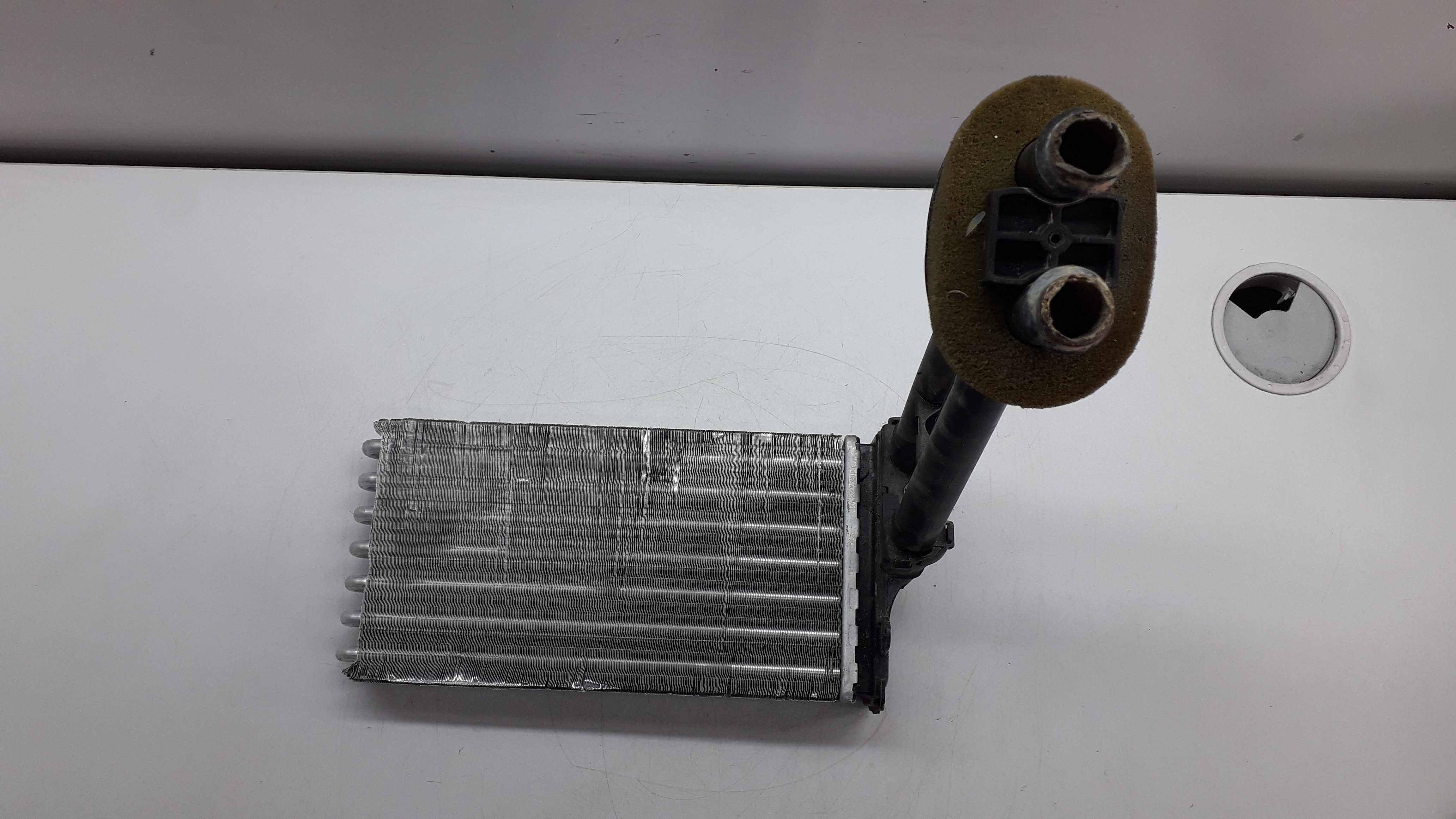 Radiador Caixa Ar Quente Peugeot 206 2002/2006 1