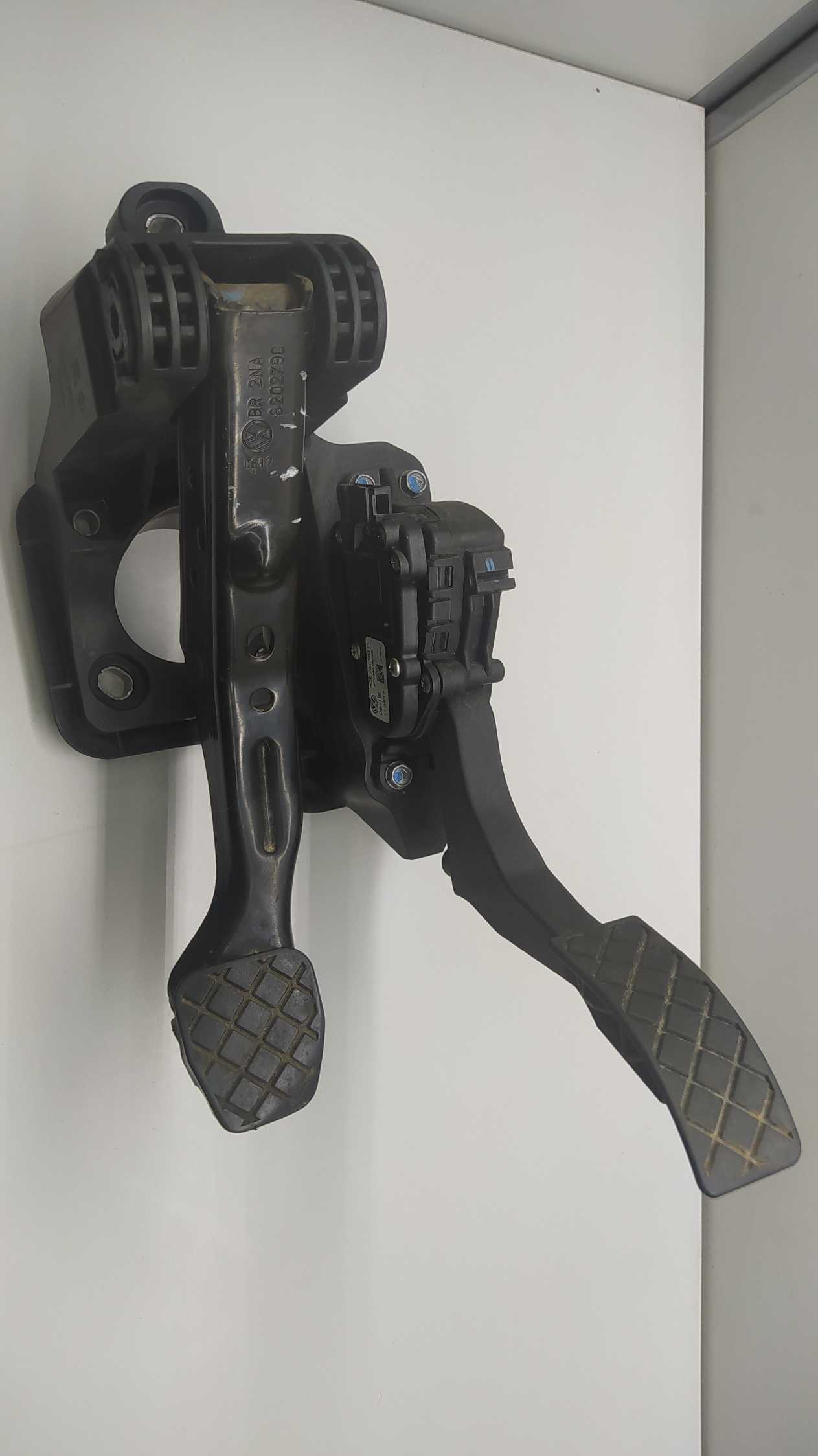 Pedal De Freio Acelerador Com Suporte Vw Gol G7 4