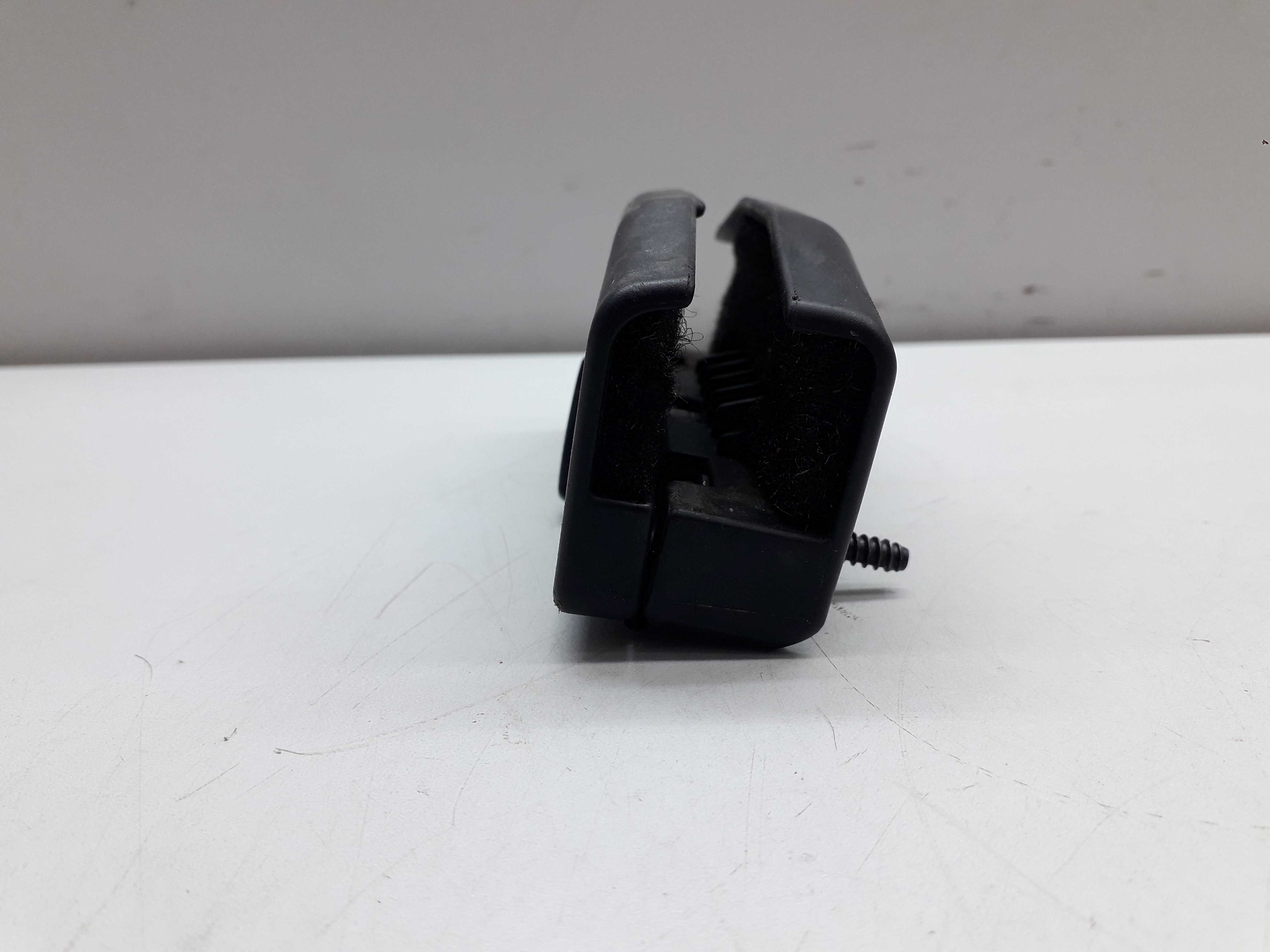 Suporte Fixação Triângulo Audi A4/vw Passat Alemão 1999 2