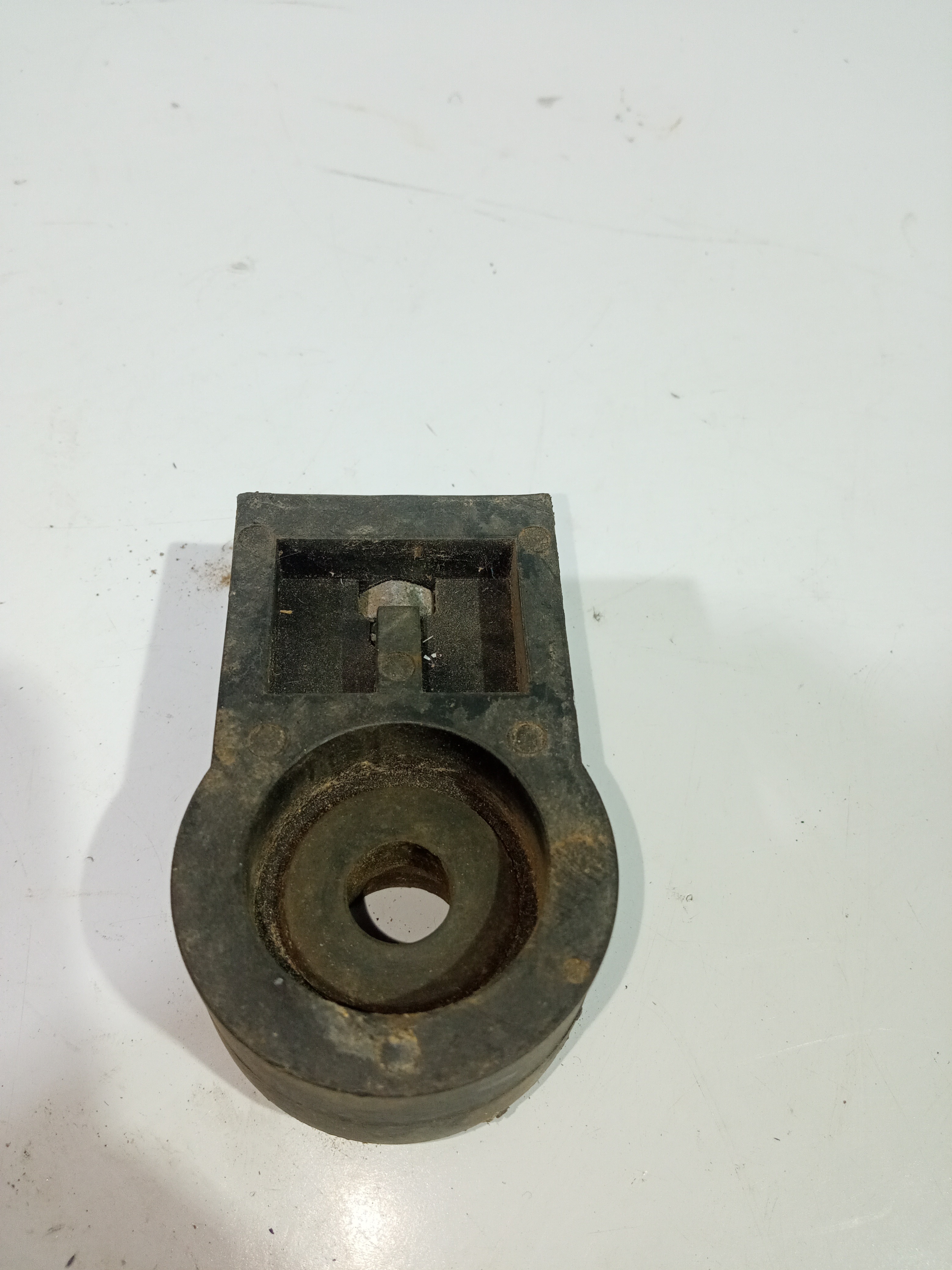 Suporte Do Radiador Original Chery Cielo 2011/2012 3