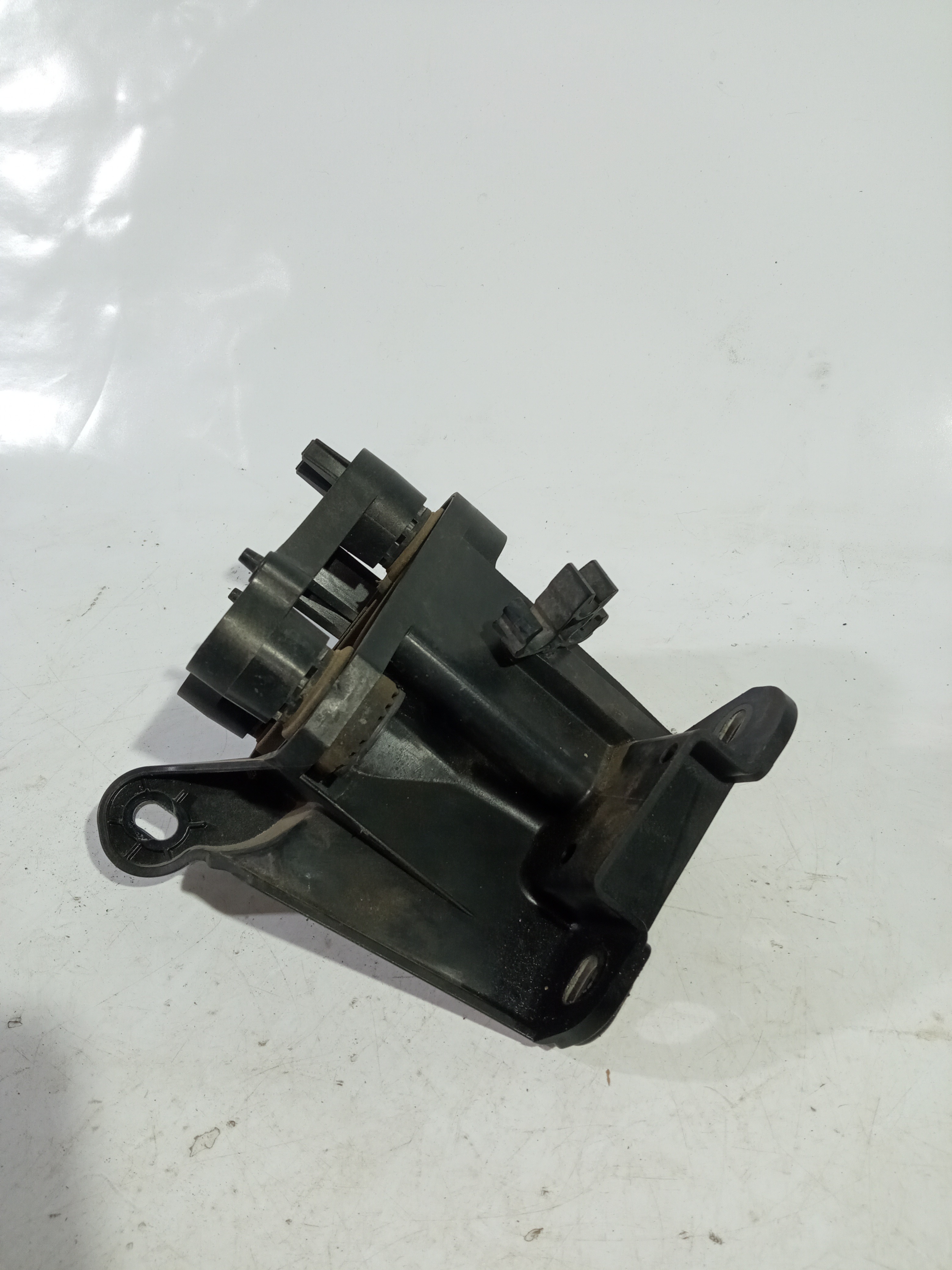 Suporte Bomba Abs Mercedes E350 2009 A 2011 Original 3