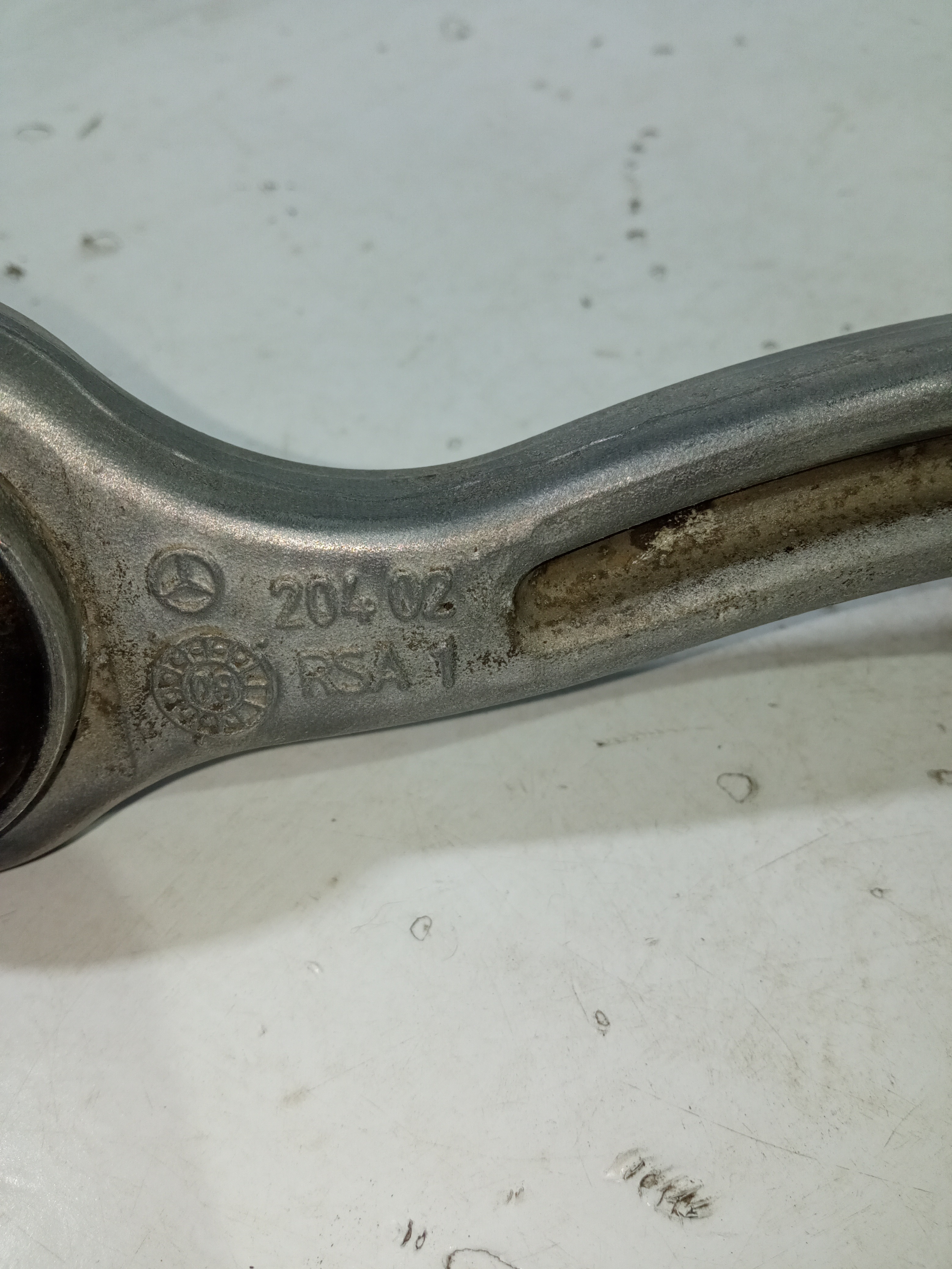 Braço Tirante Superior Suspensao Traseira  Mercedes E350 5