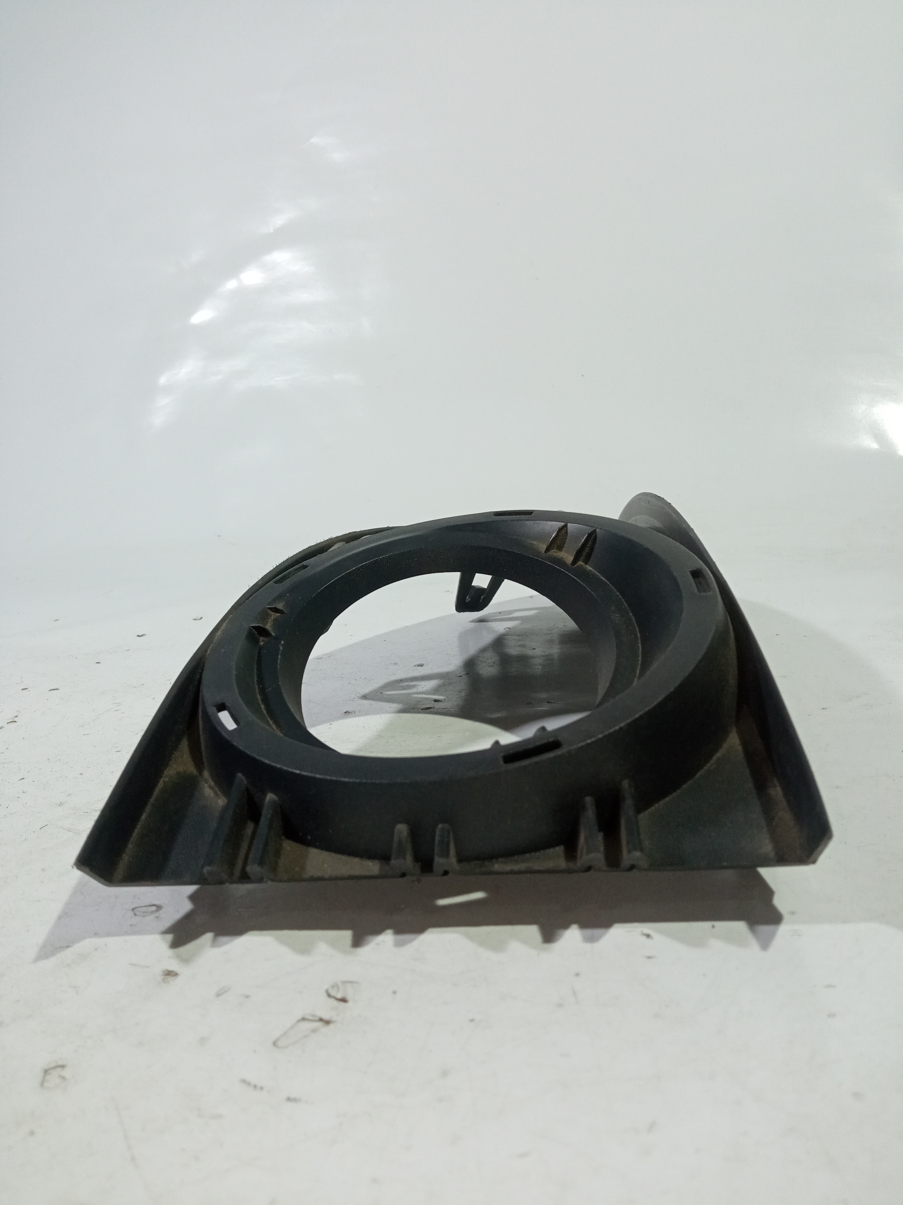 Moldura Farol De Milha Direito Renault Fluence 2010 A 2014 Preto Direito 2