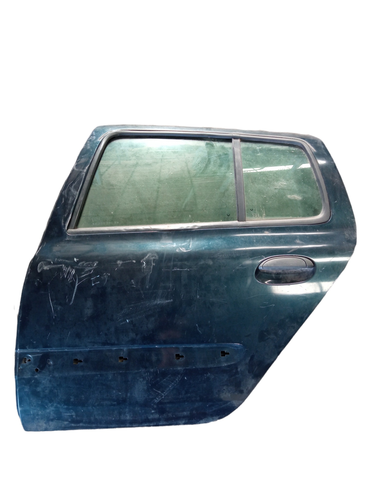 Porta Traseira Esquerda Clio Sedan 2000 2001 2002 2003 2004 4