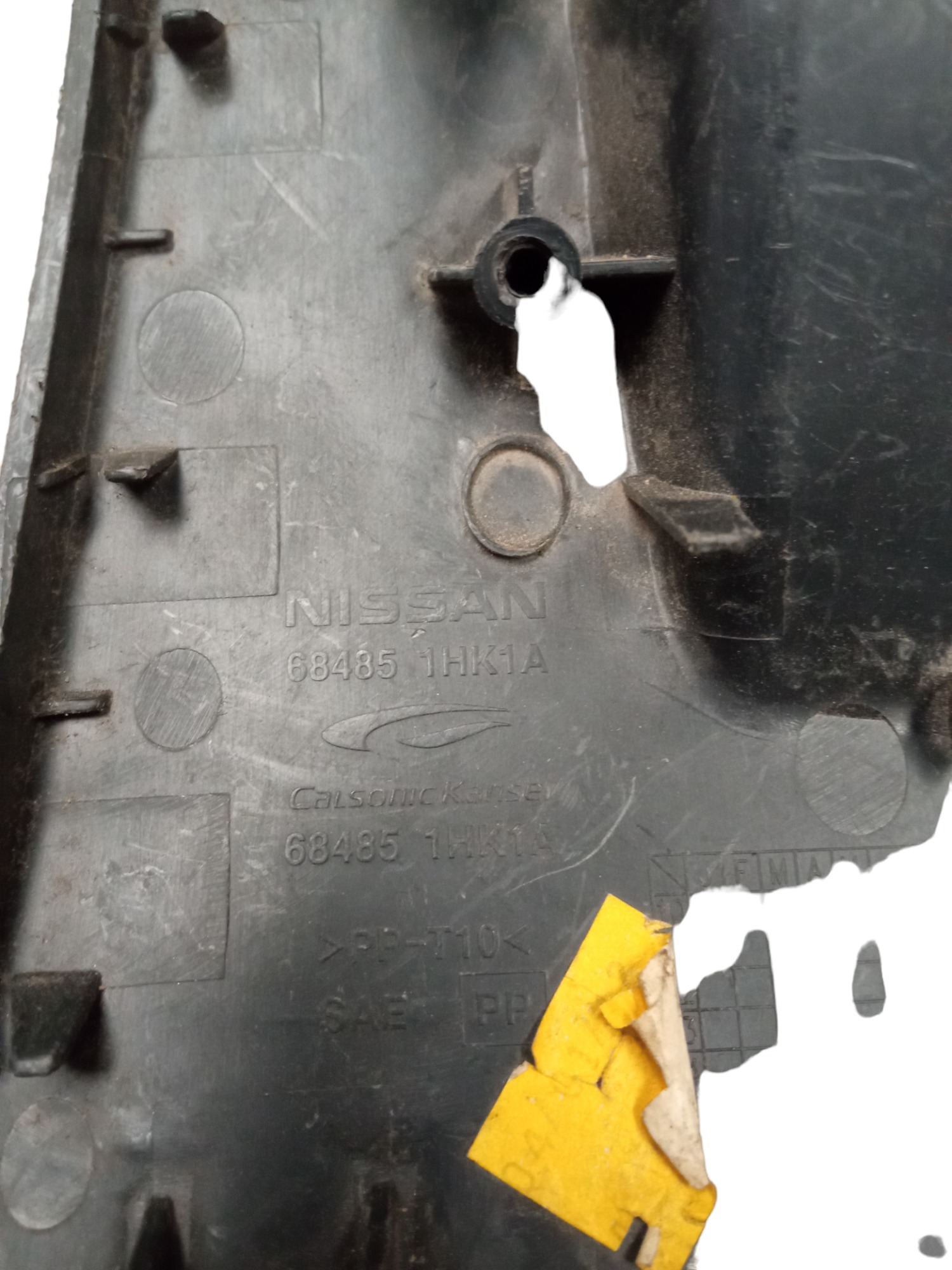 Moldura Lateral Inferior Esq. Painel Nissan Versa 2012/2019 Preto 1 5