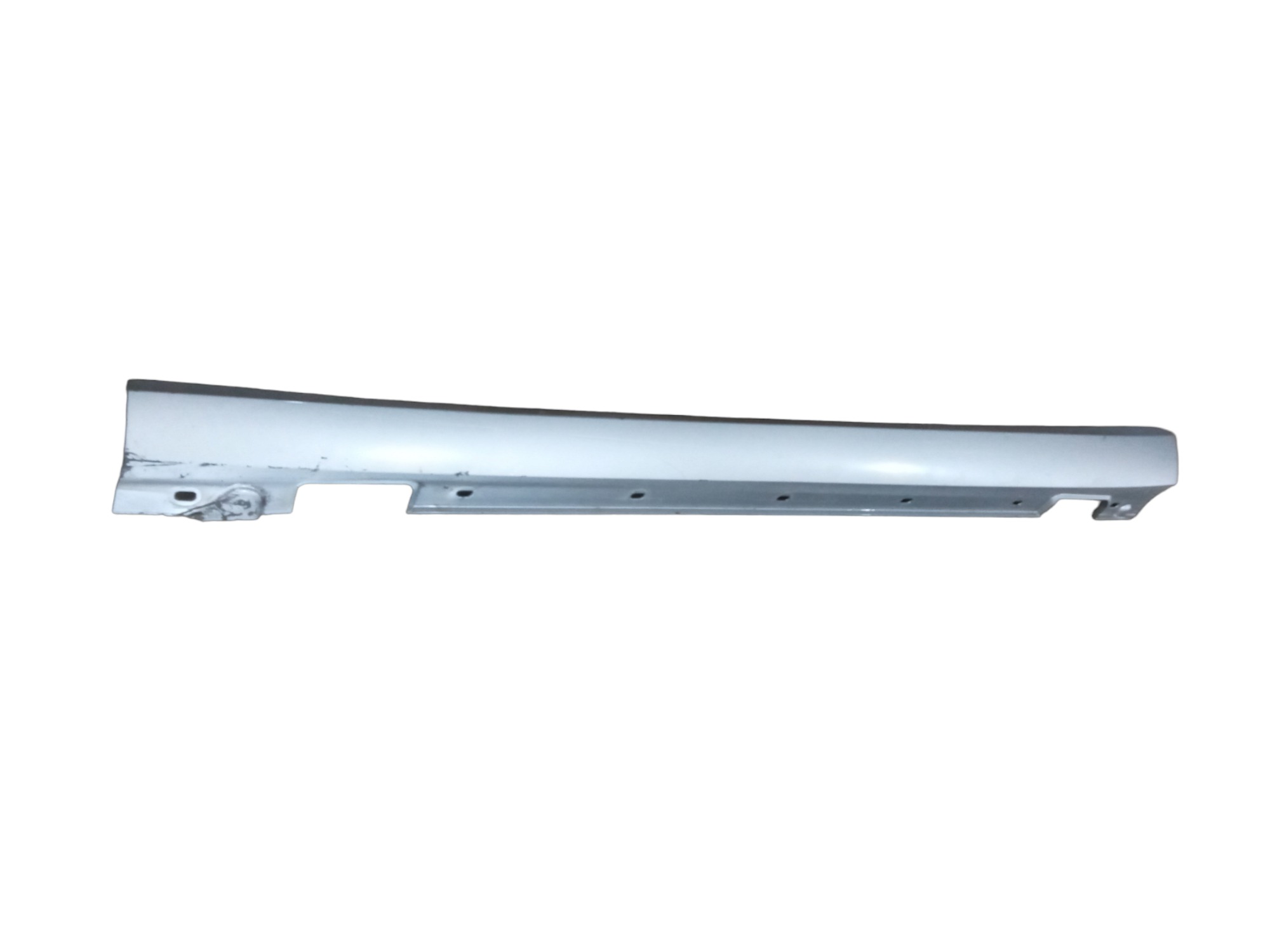 Spoiler Lateral Esq. C/avaria Original Mercedes E350 2009 Prata 2
