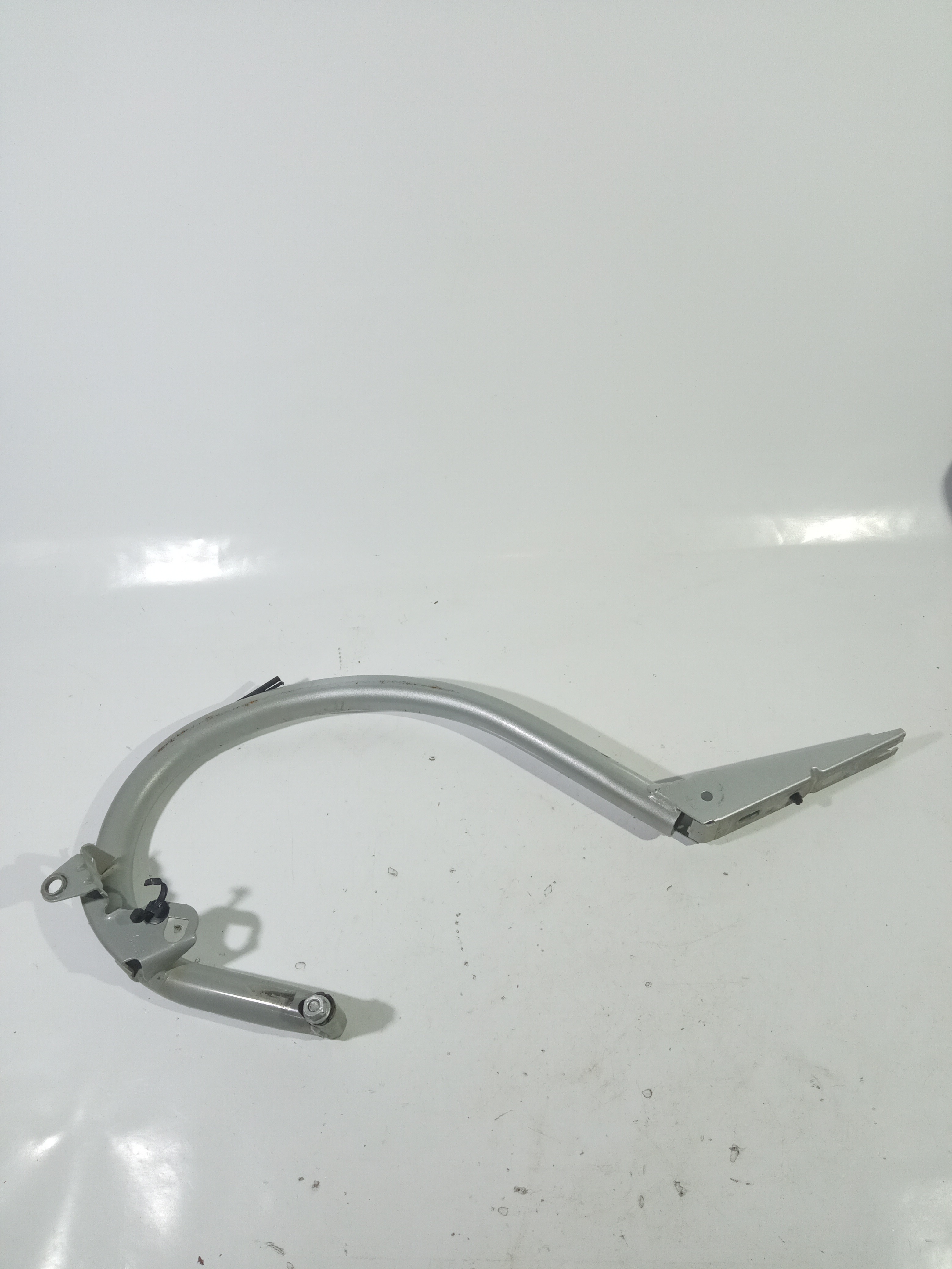 Dobradiça Esquerda Tampa Traseira Mercedes E350 2009 3