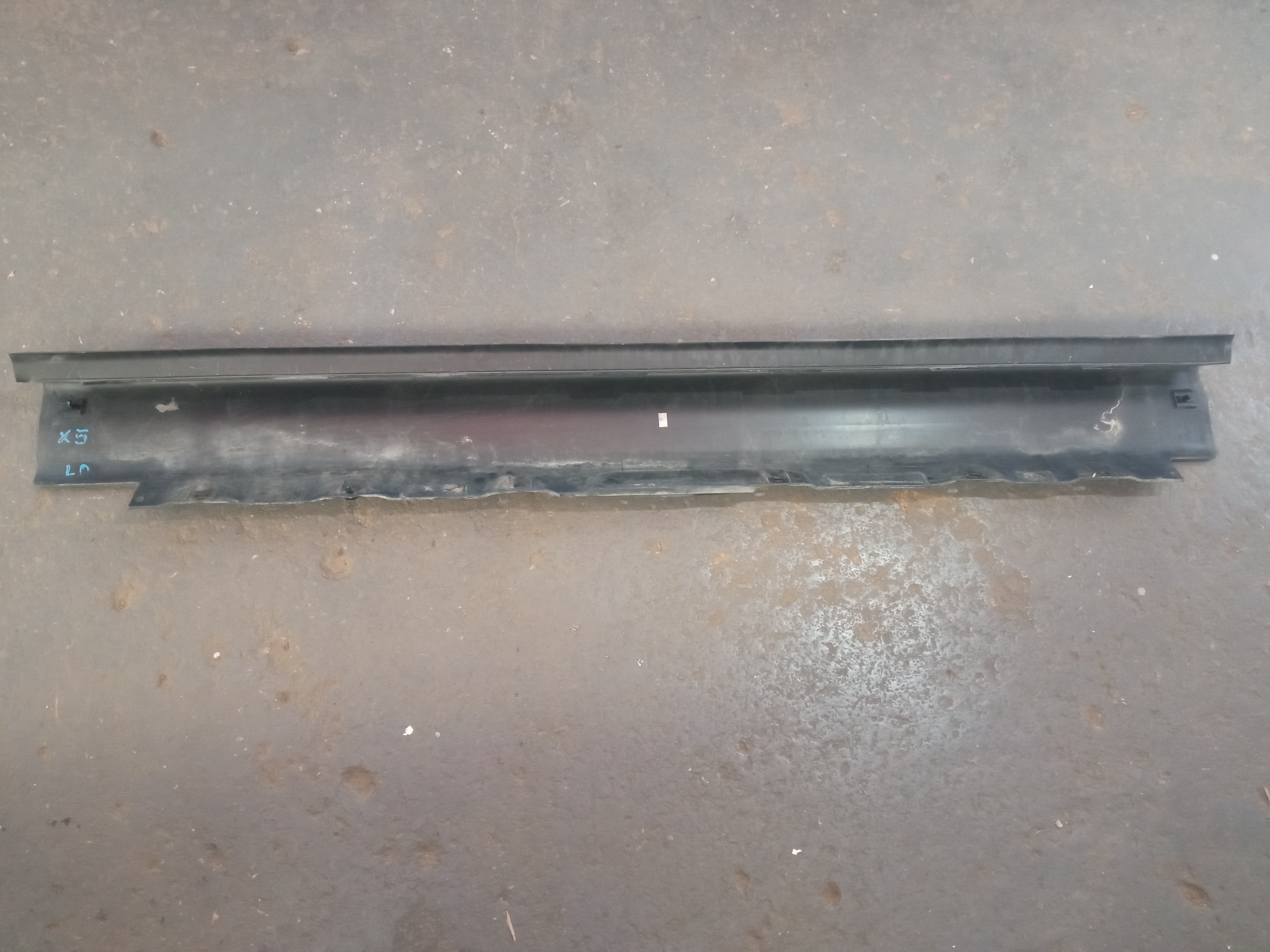 Spoiler Lateral Lado Direito Bmw X5 2005 Detalhes. M.v 2