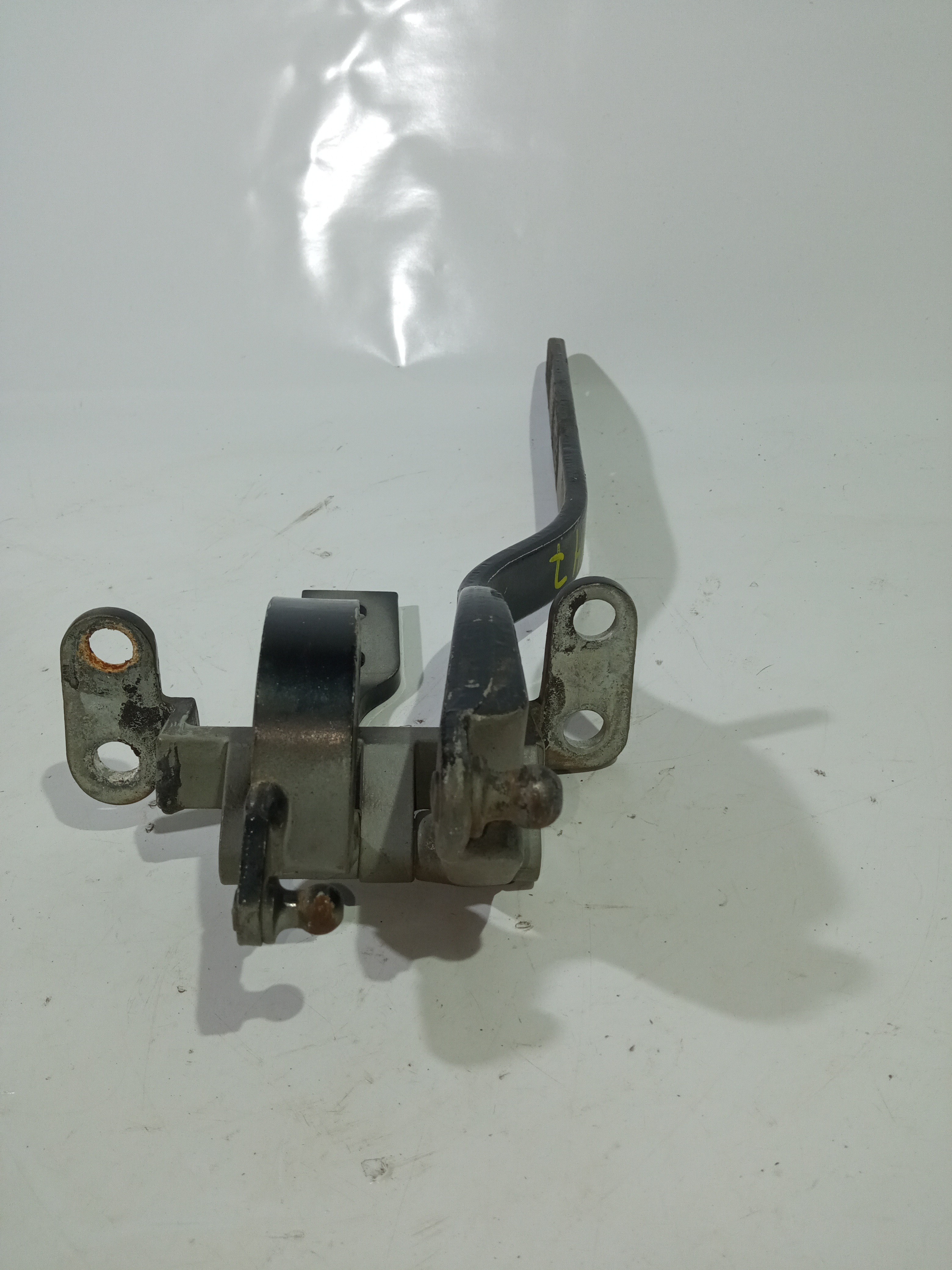 Dobradiça Direita Tampa Traseira Porsche Cayenne 2007/2009 3