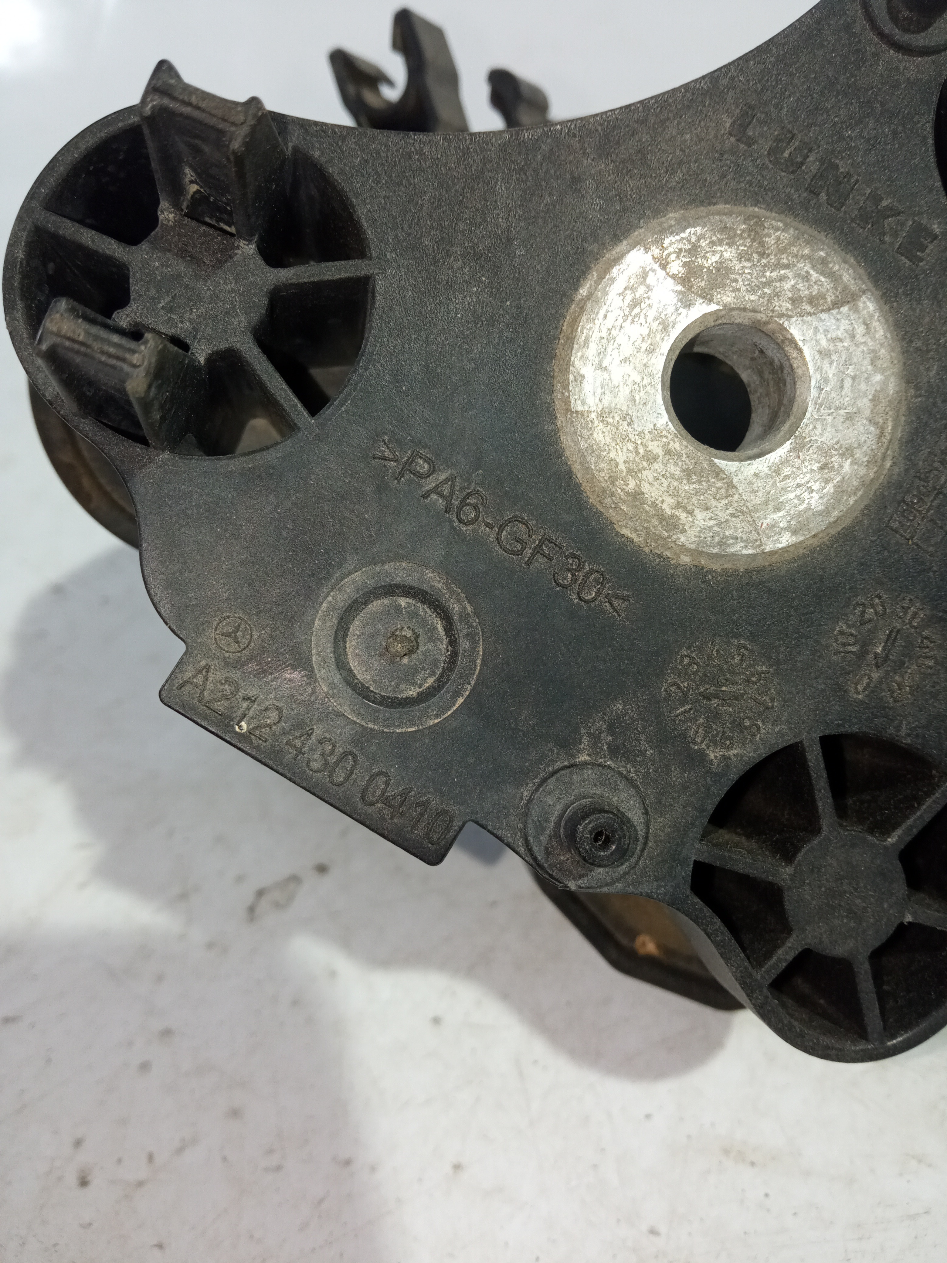 Suporte Bomba Abs Mercedes E350 2009 A 2011 Original 5