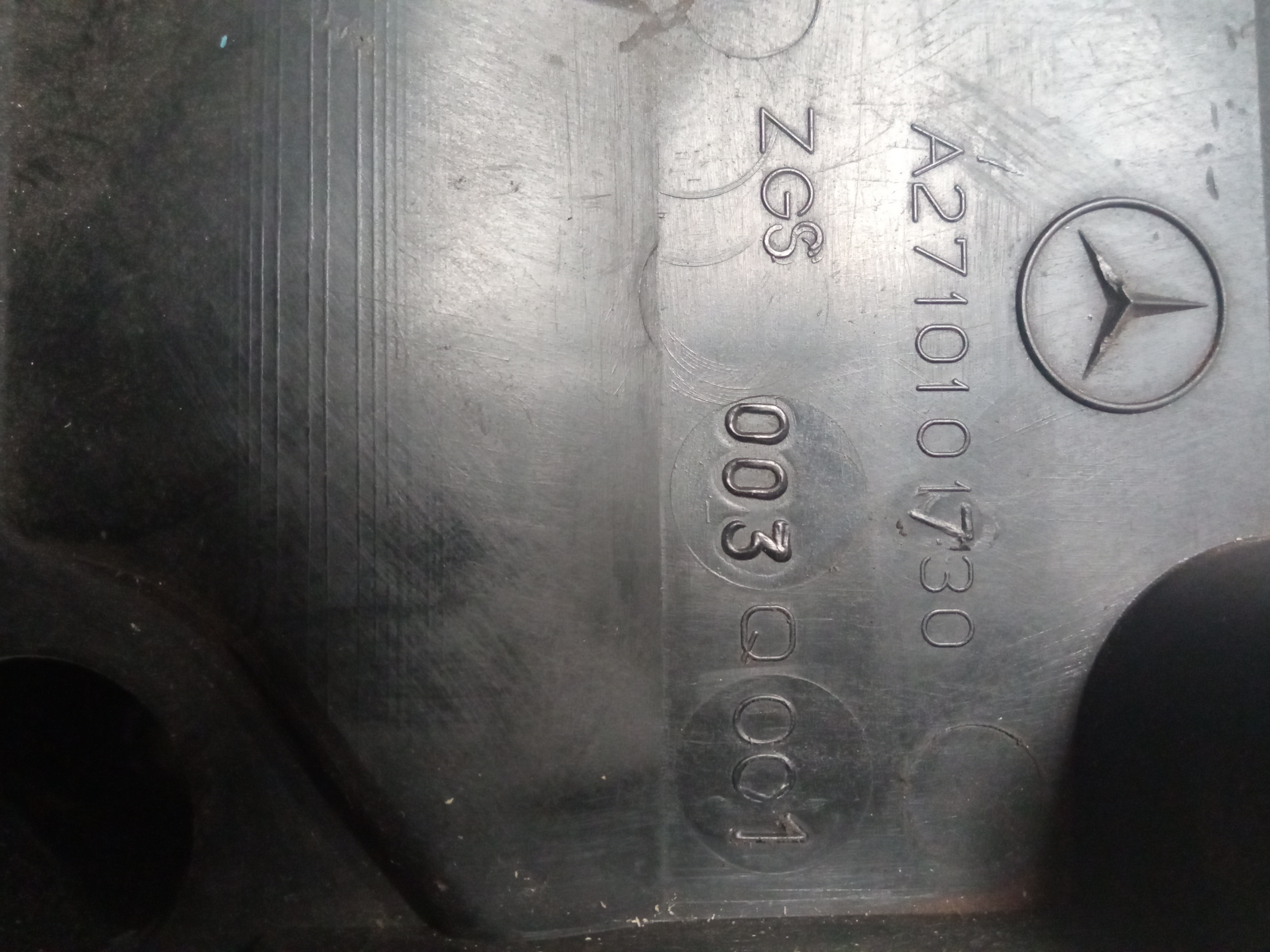Tampa De Válvula Cabeçote Mercedes C180/c200 11/14  M.v 5