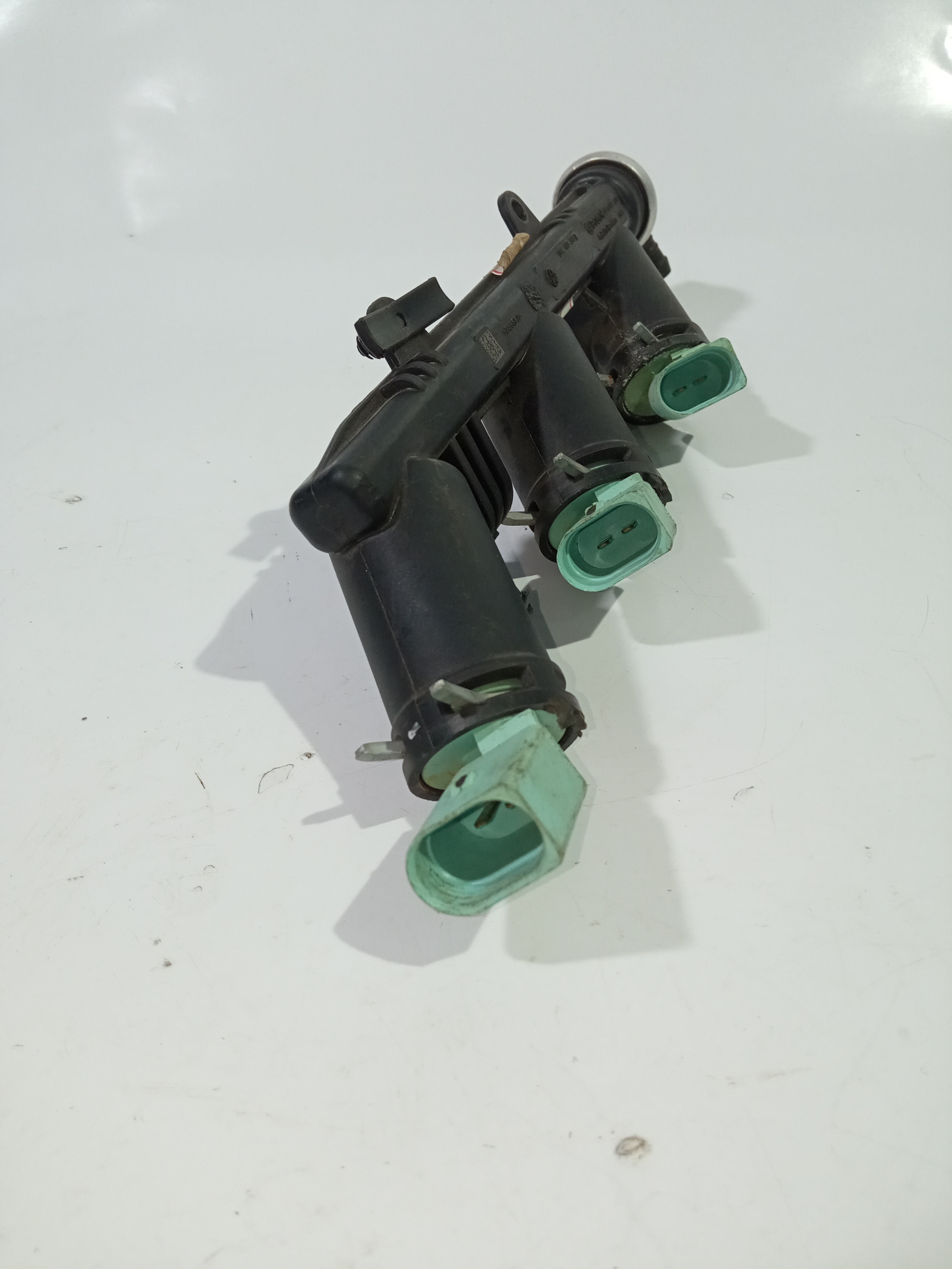 Flauta Dos Bicos Injetores Vw Up Tsi/ Gol/ Fox 1.0 3cc 14/19 4