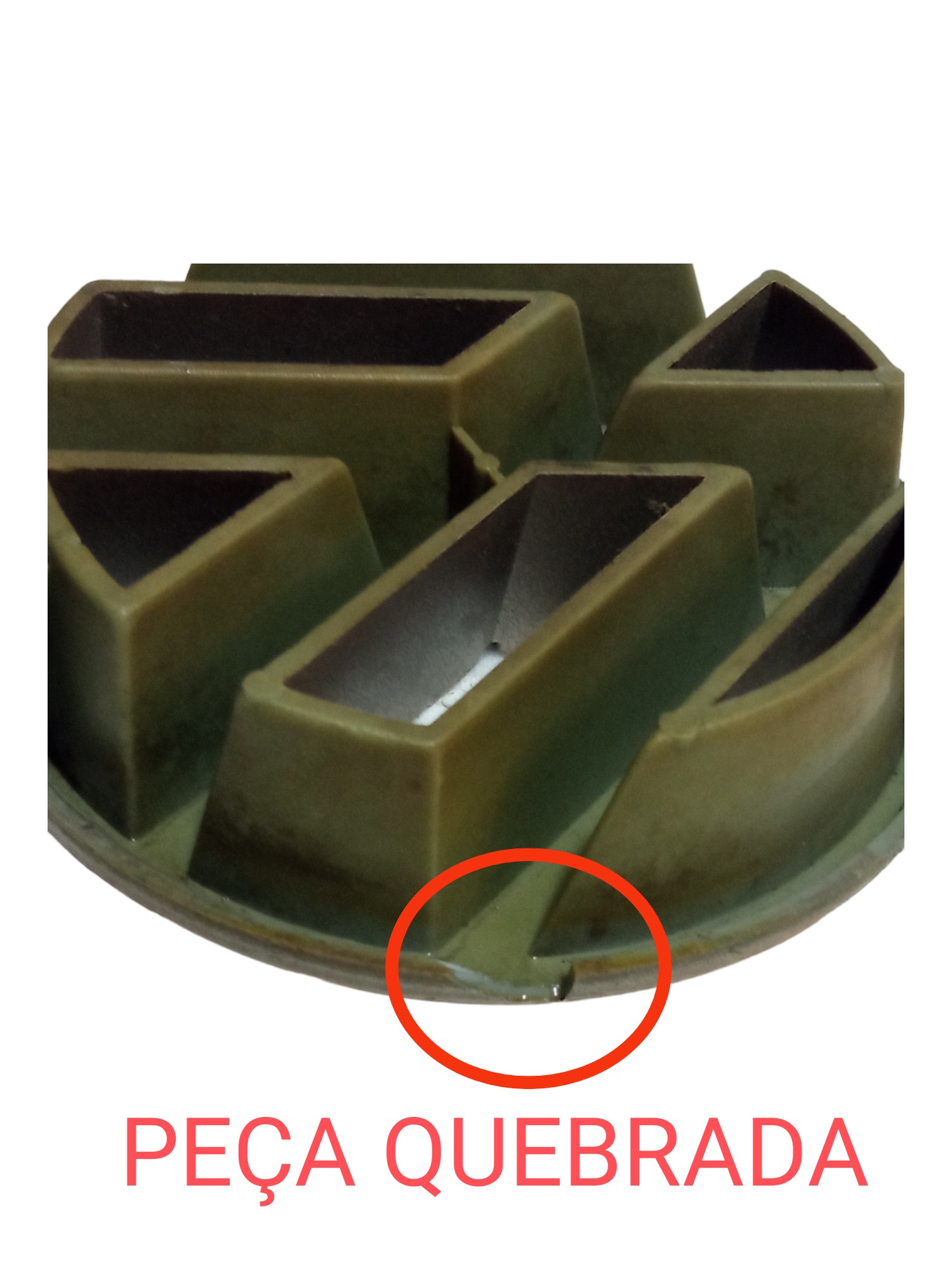 Emblema Grande Dianteira Volkswagen Polo Classic 1997 1999 Dourado 2