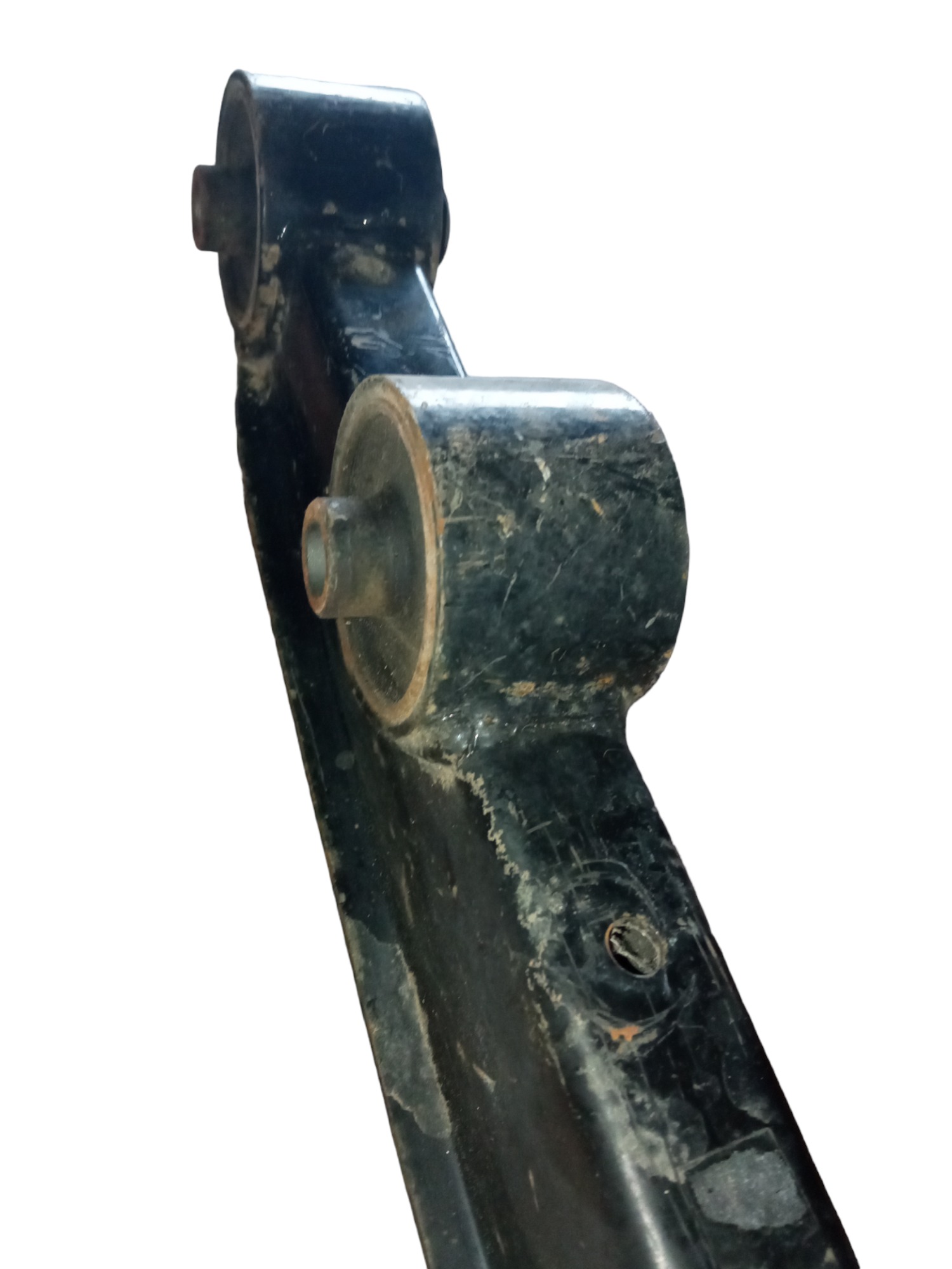 Bandeja Traseira De Suspensão Chery Qq 2011/2015. M.v 5