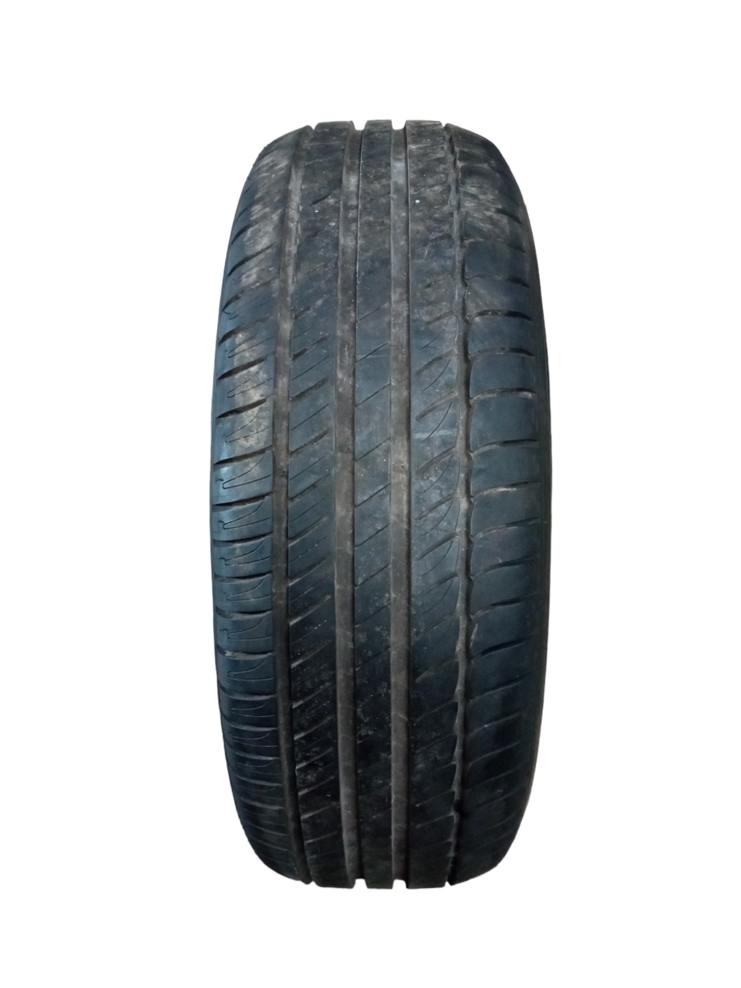 Pneu Michelin 215/60 R16 Usado Com Detalhes 4