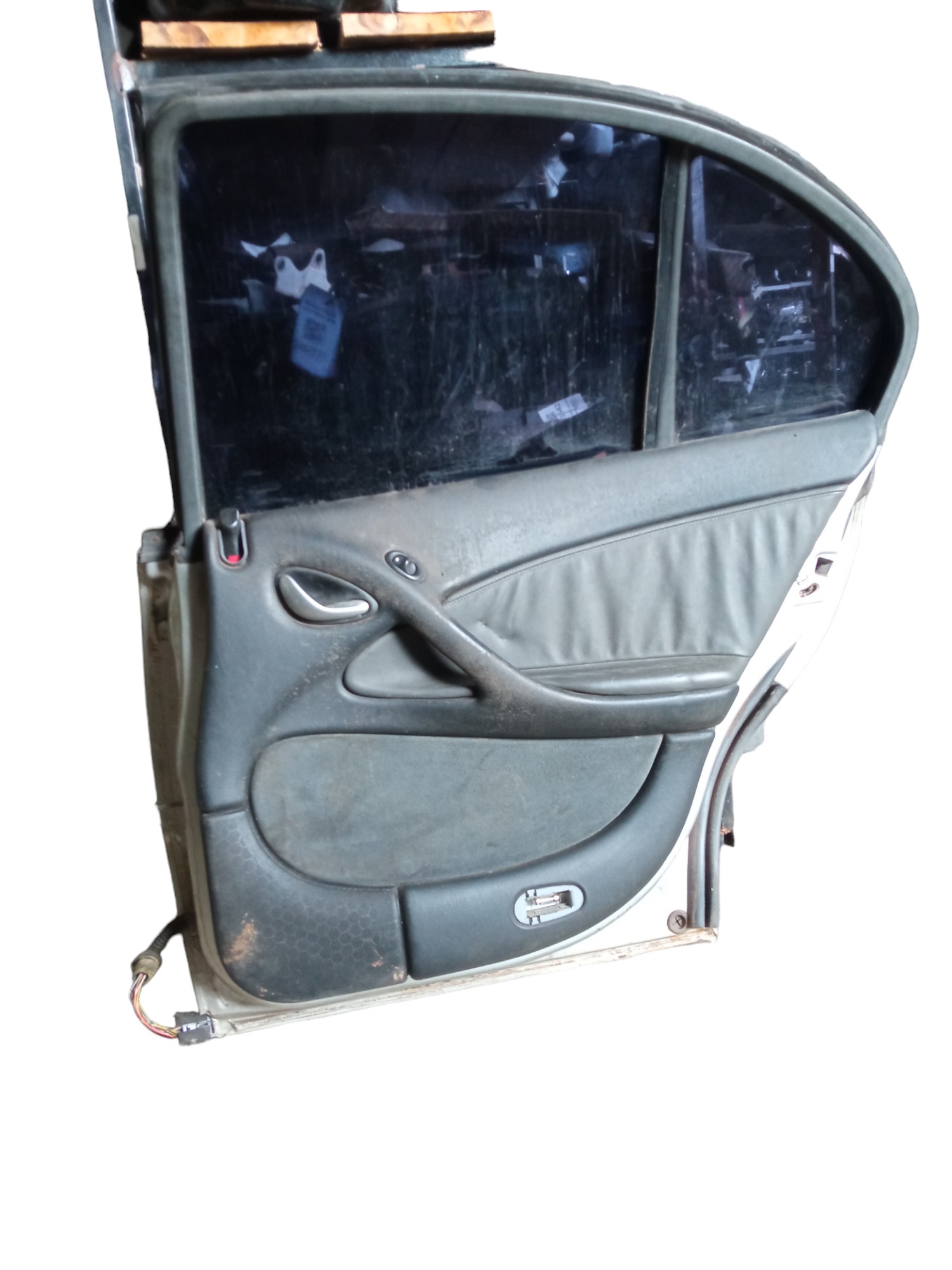 Porta Traseira Direita Gm Omega Fittipaldi 2002 2003 2004  Traseira Direito Prata 3