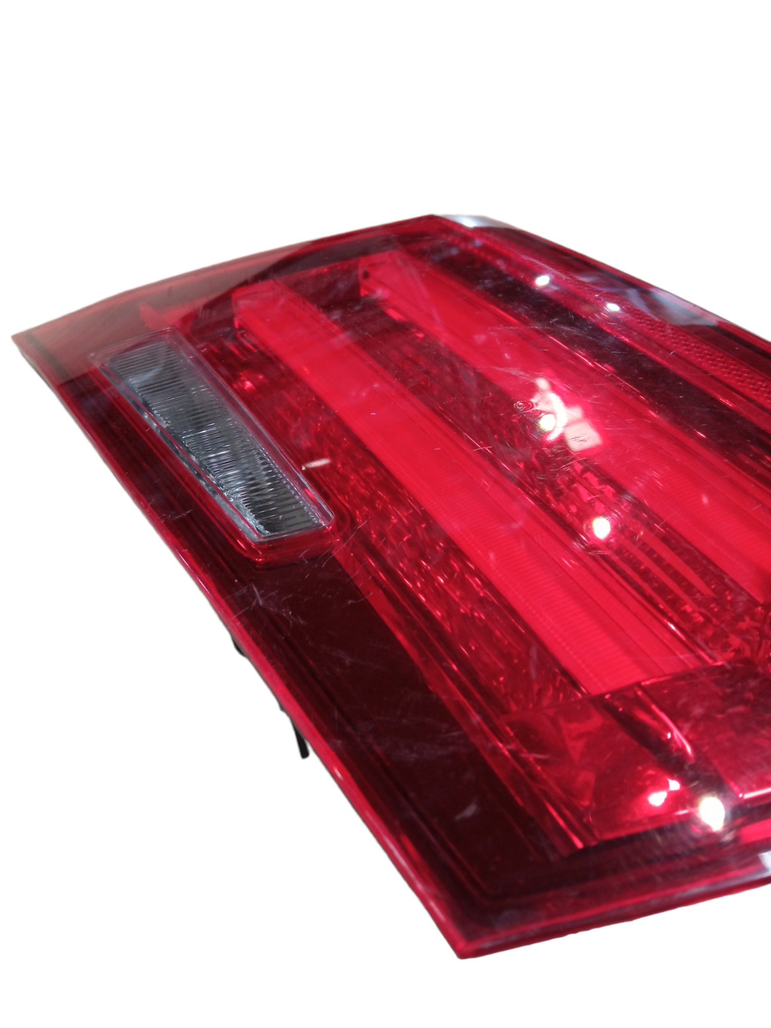 Lanterna Da Tampa Lado Esquerdo Bmw 320i 14/15.detalhes.m.v 4