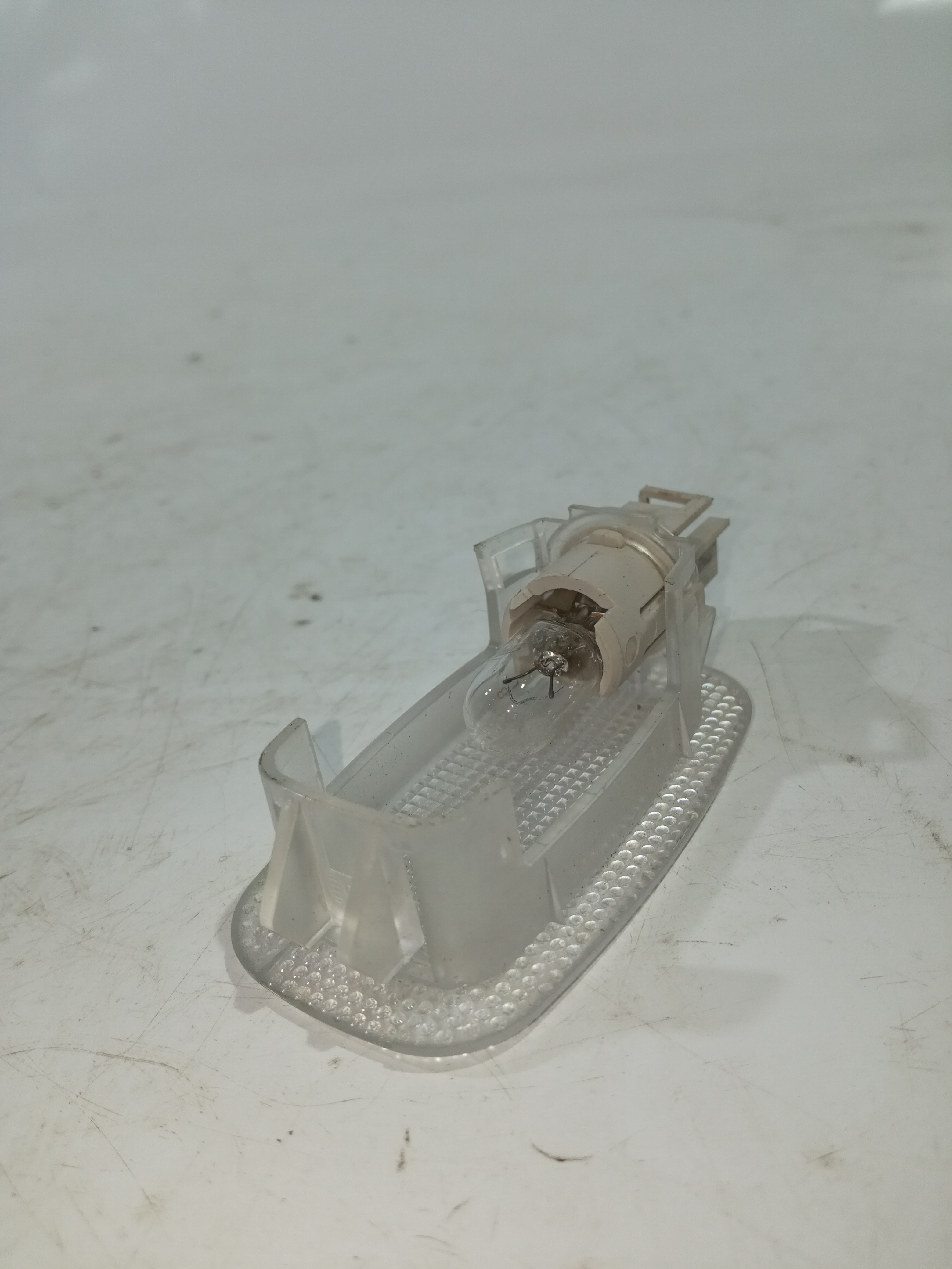 Luz Interna Cortesia Original Mercedes E350/ C180/ C200 2009 4
