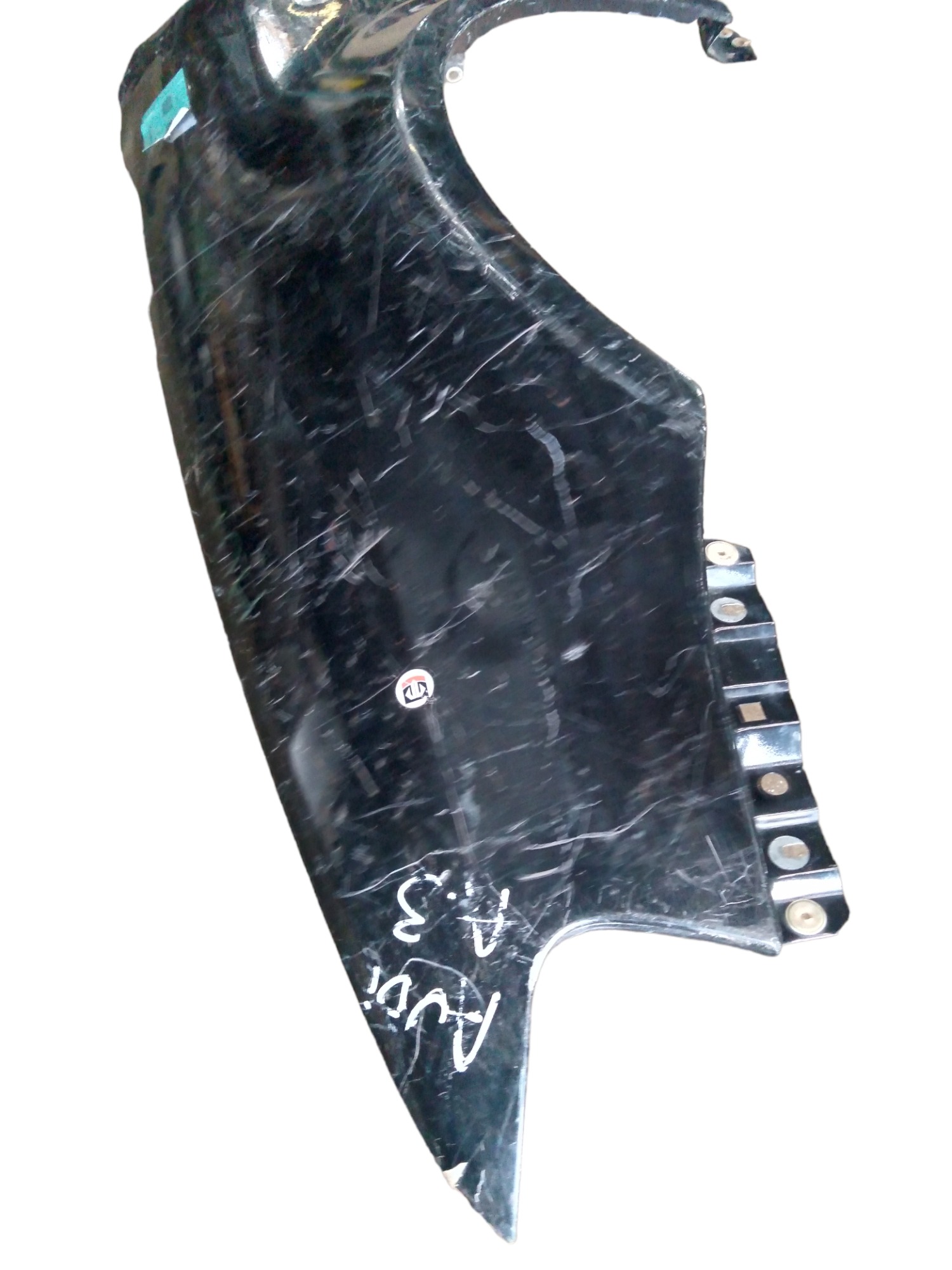 Paralama Esquerdo Audi A3 99/06 Com Detalhes M.v 2
