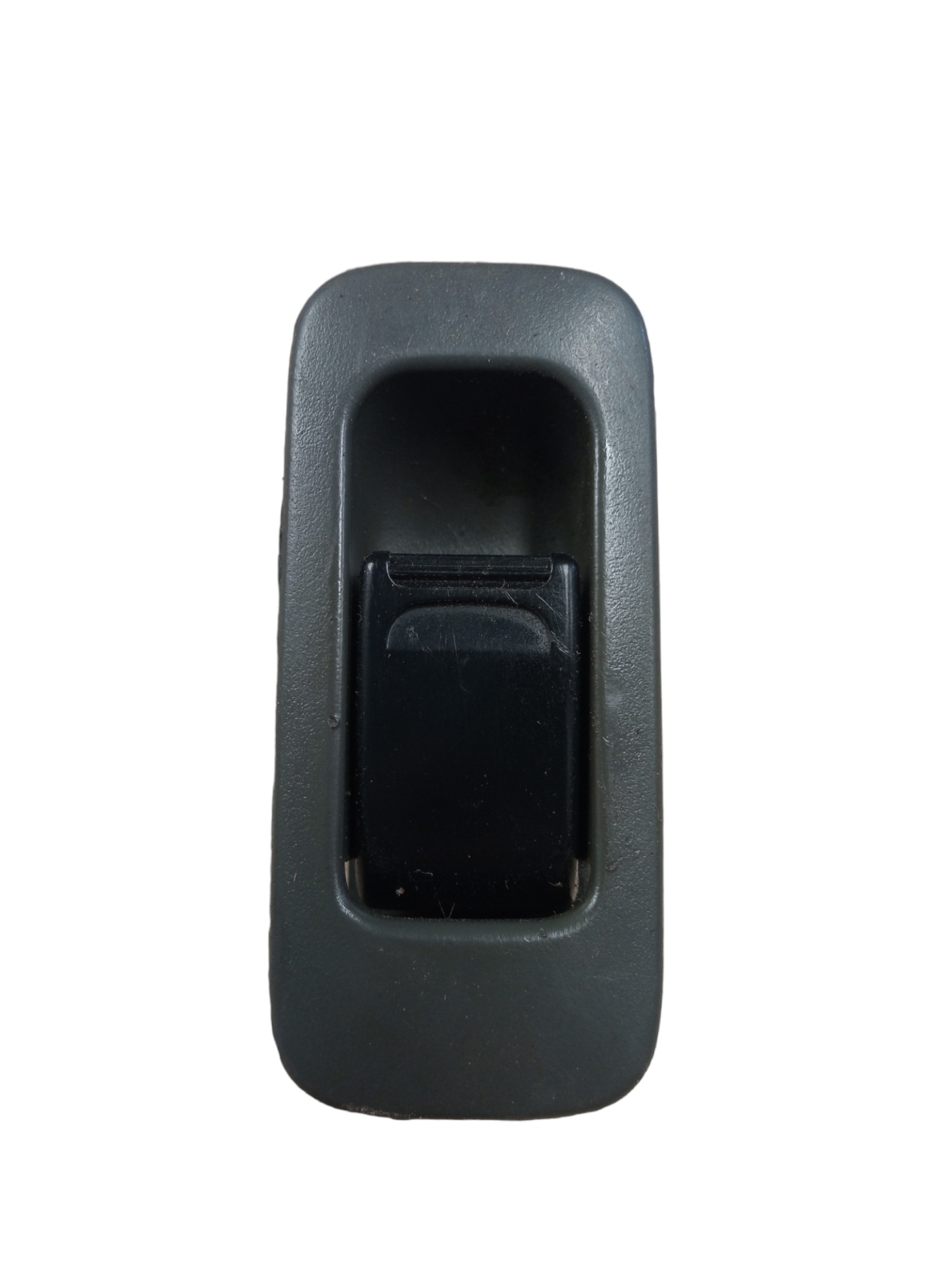 Botão Vidro Traseiro Esquerdo Chevrolet Tracker 1999/2000 1