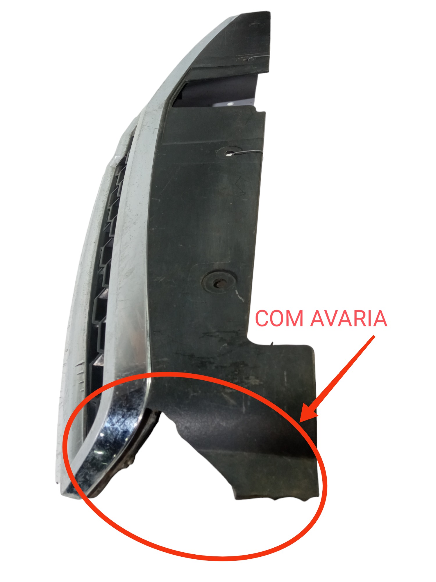 Moldura Grade Cromada Radiador Superior Dianteira Cruze 2013 2