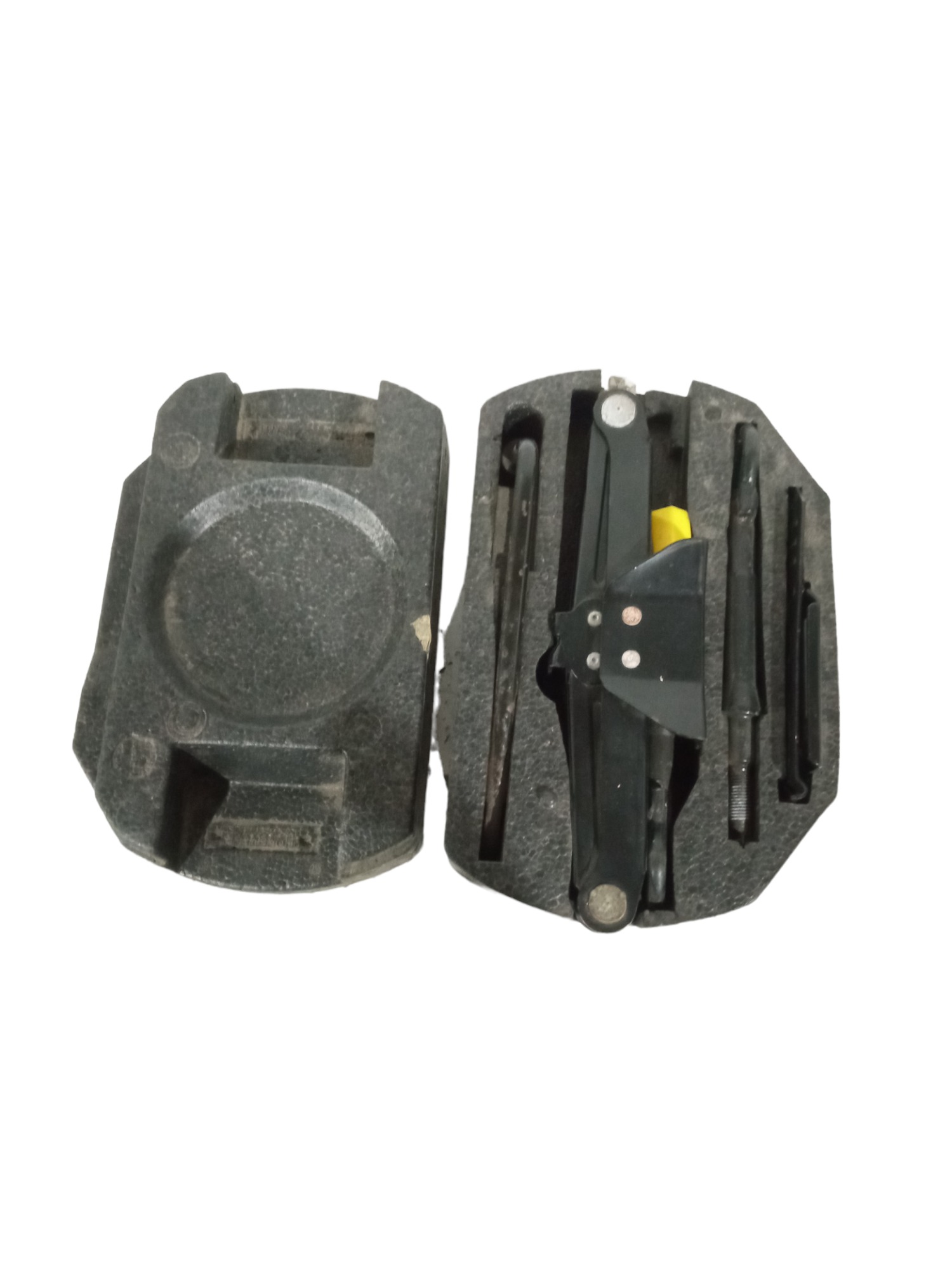 Kit Macaco Chave Roda/ Isopor/ Gancho Peugeot 308 13/21 3